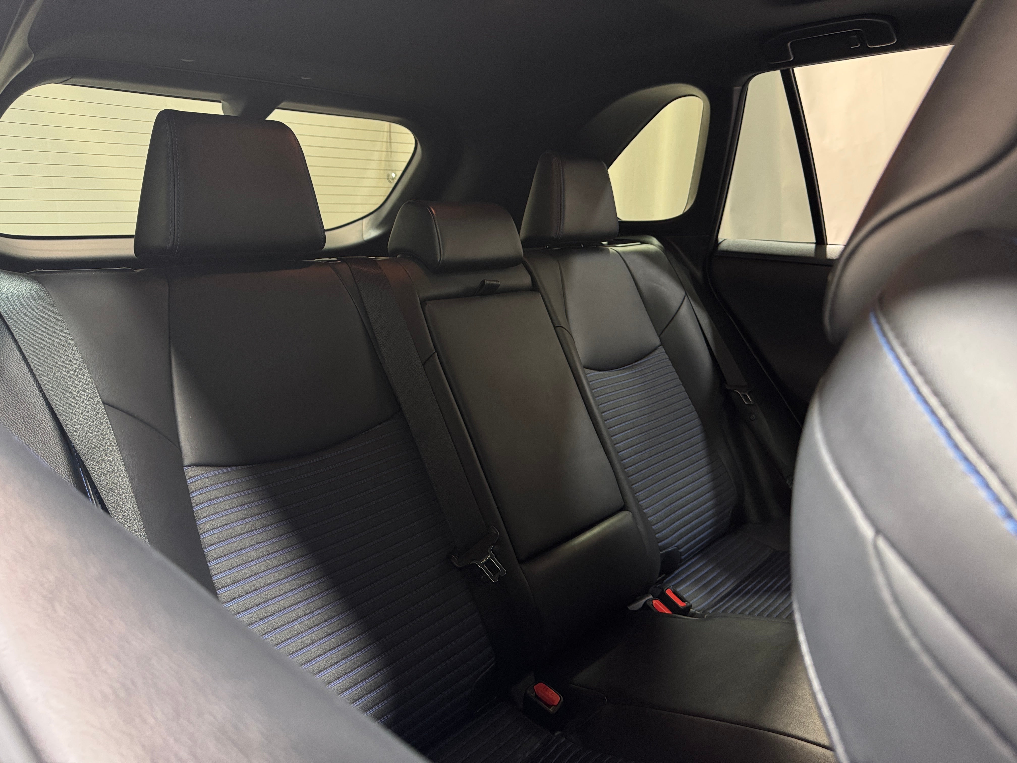 2020 Toyota RAV4 XSE 5