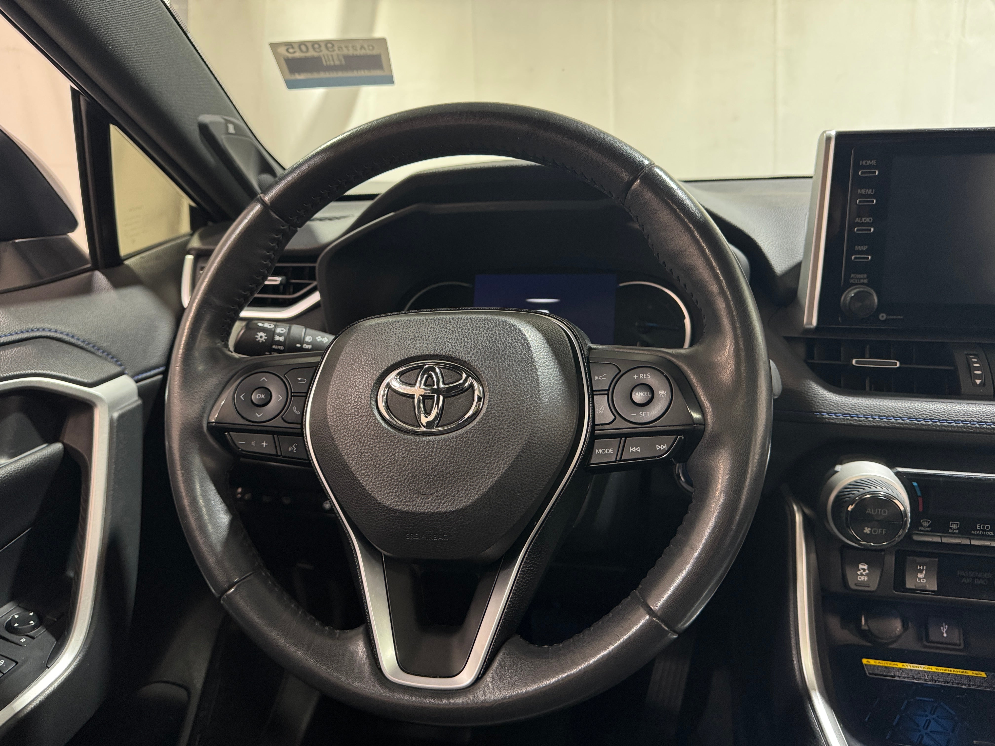 2020 Toyota RAV4 XSE 4