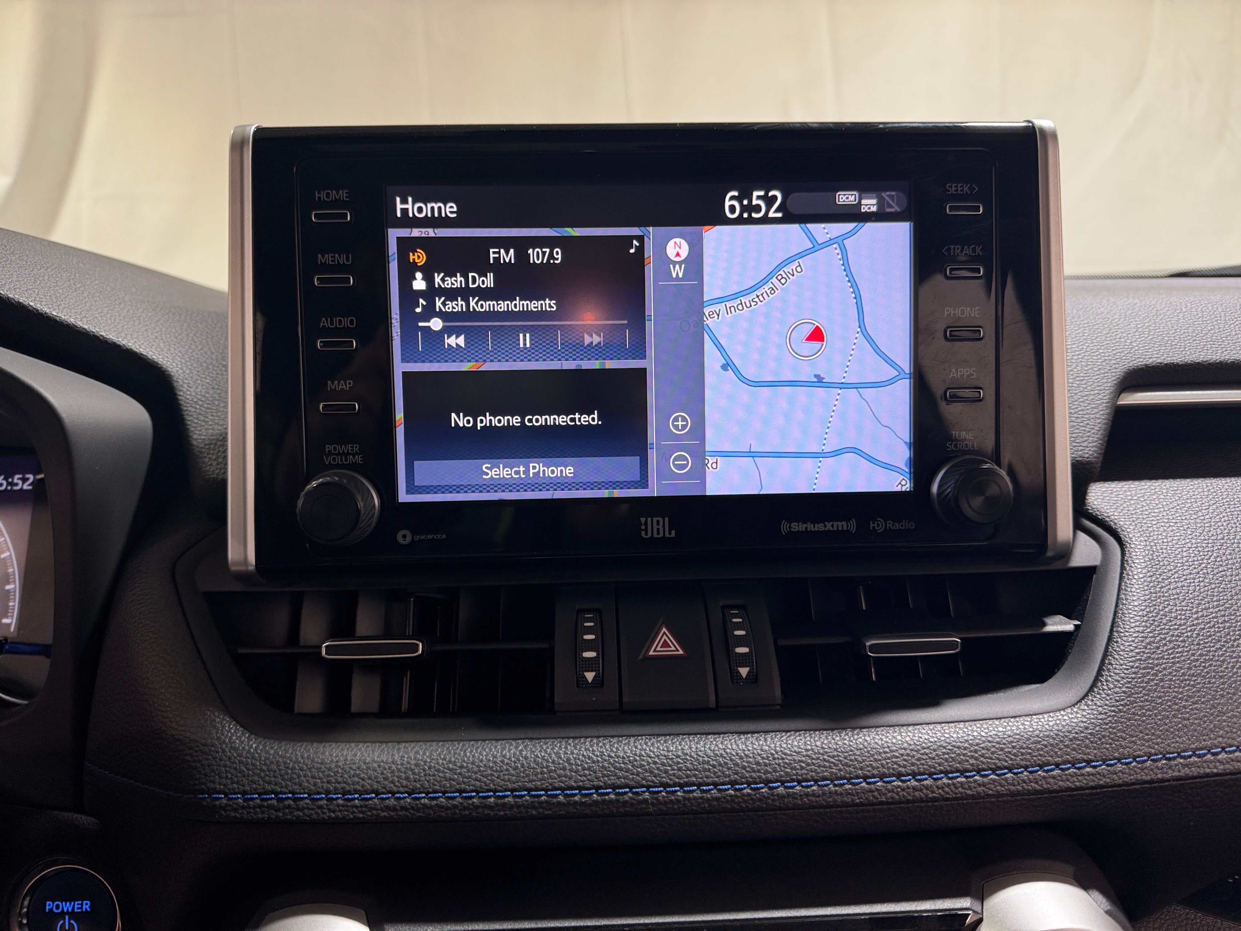 2020 Toyota RAV4 XSE 3