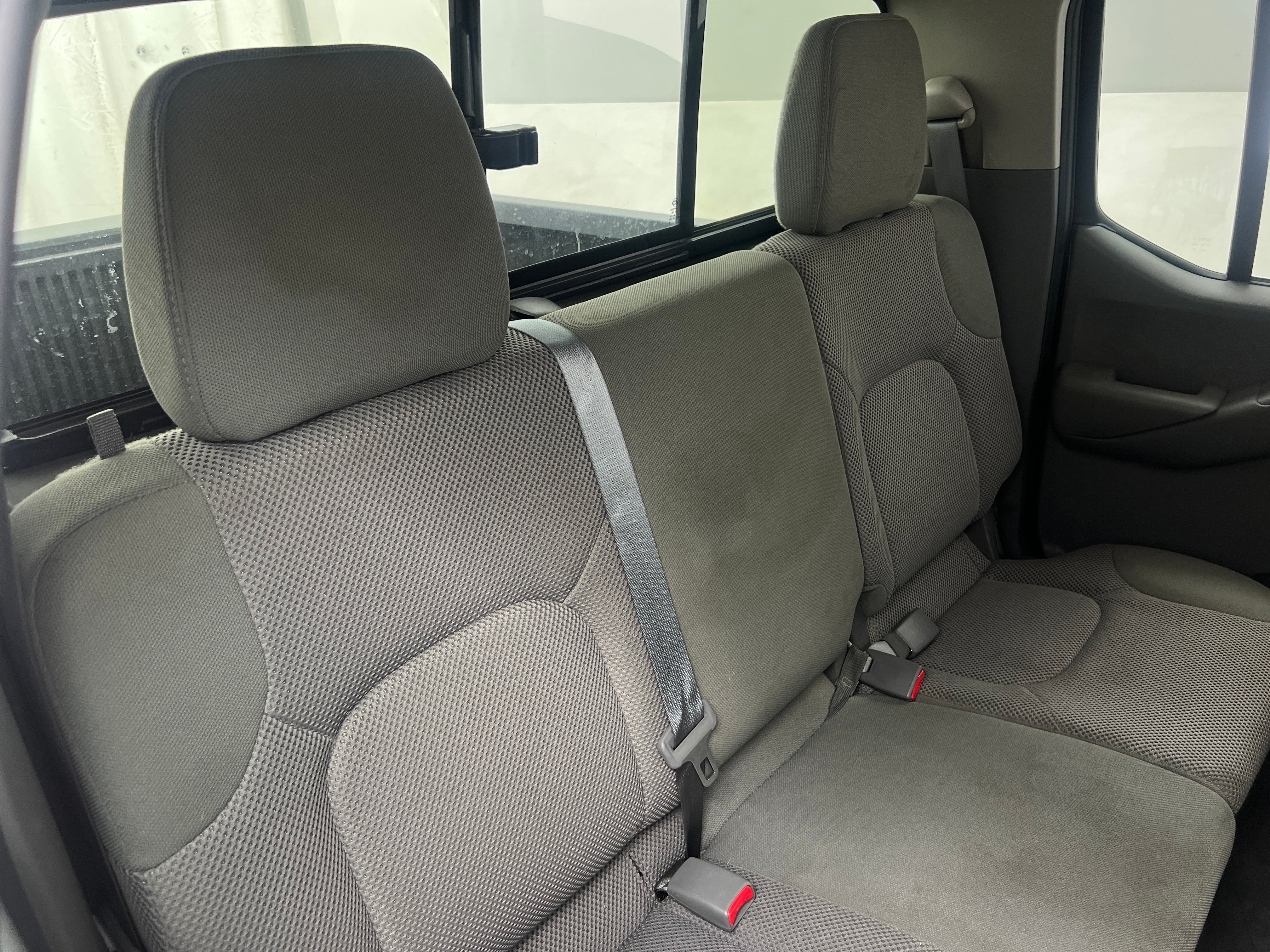 2019 Nissan Frontier SV 6
