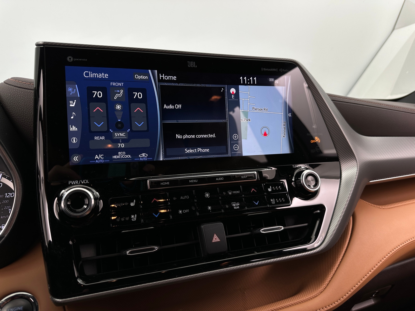 Thumbnail: 2022 Toyota Highlander - 3