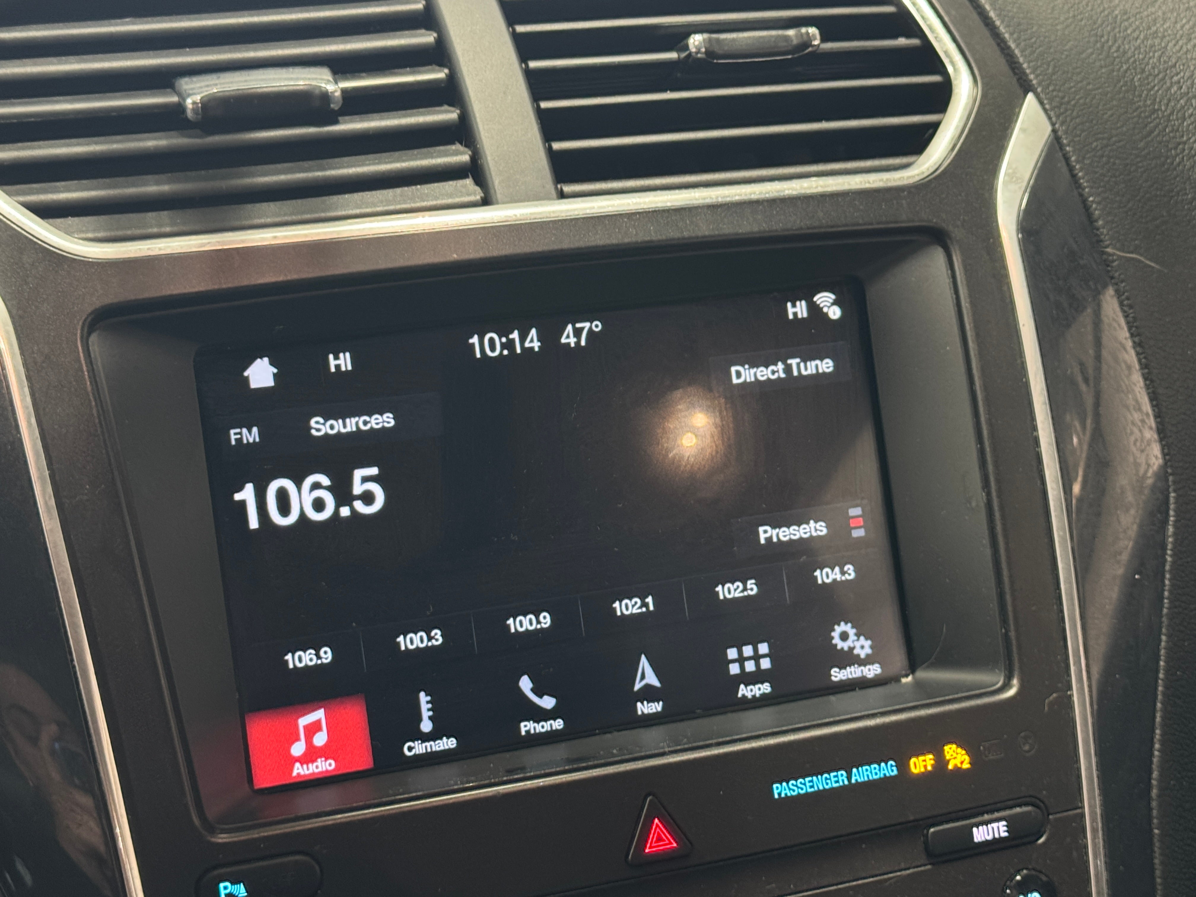 2019 Ford Explorer Sport 3