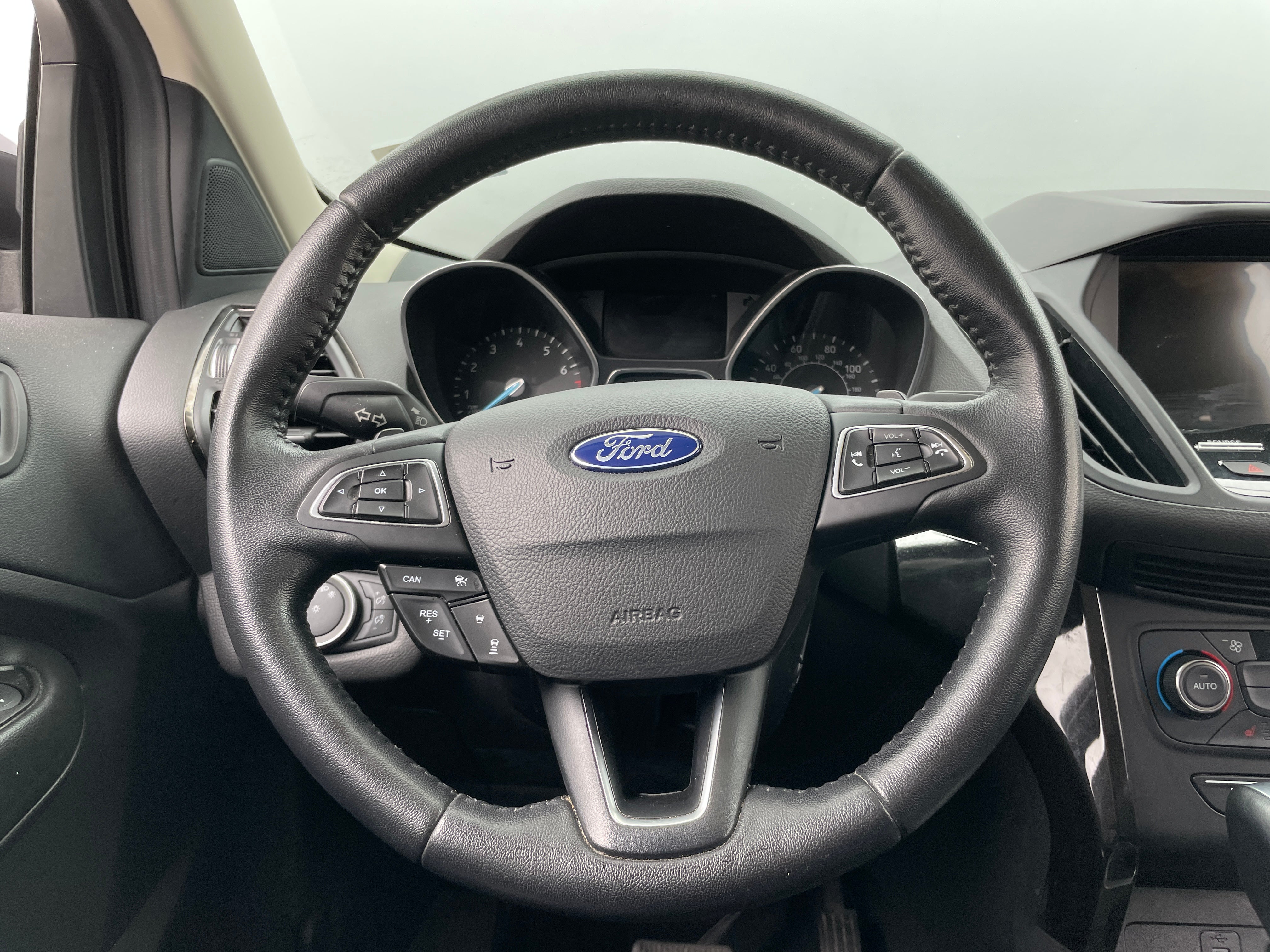 2017 Ford Escape Titanium 4