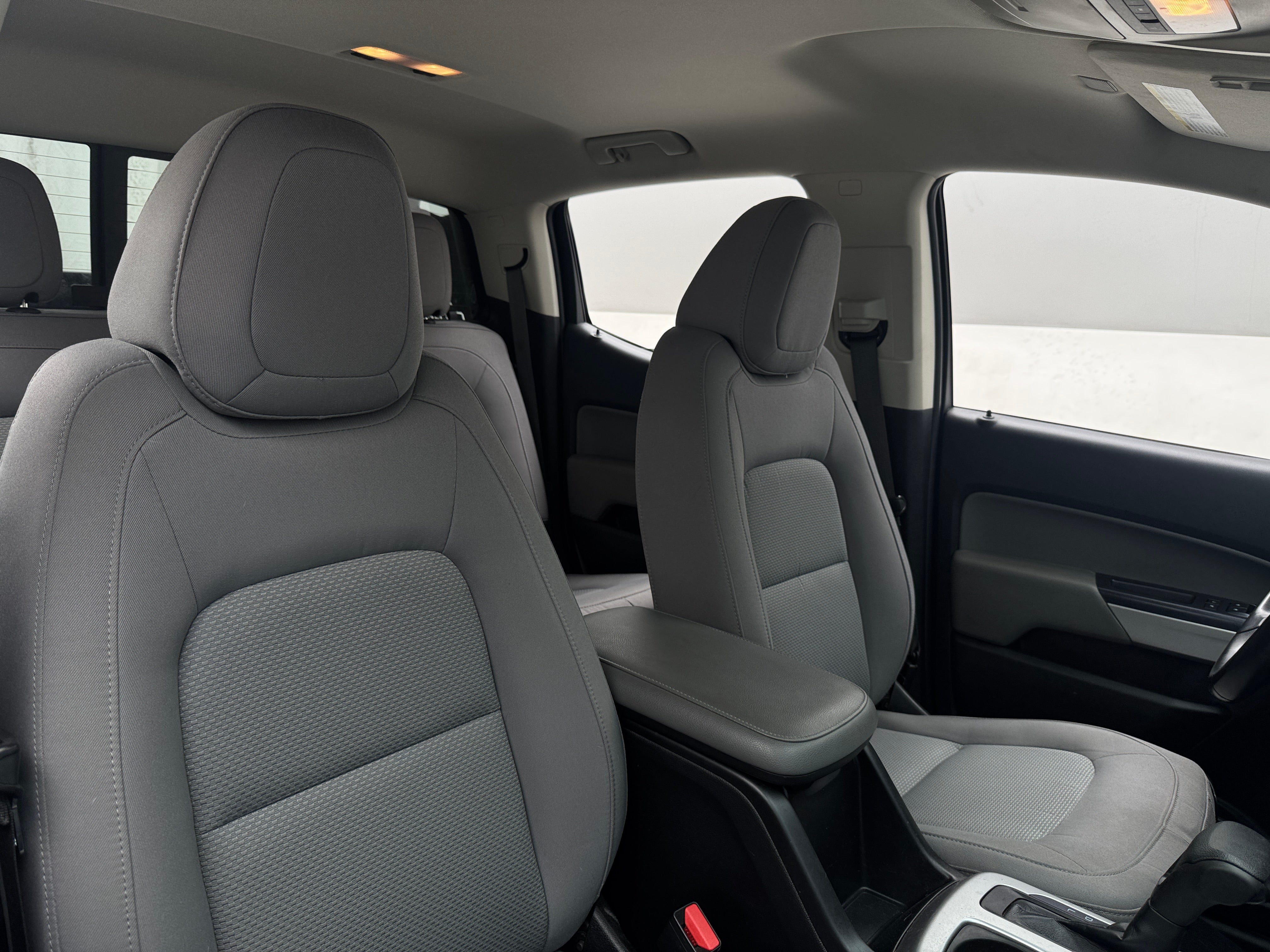 2020 Chevrolet Colorado LT 2