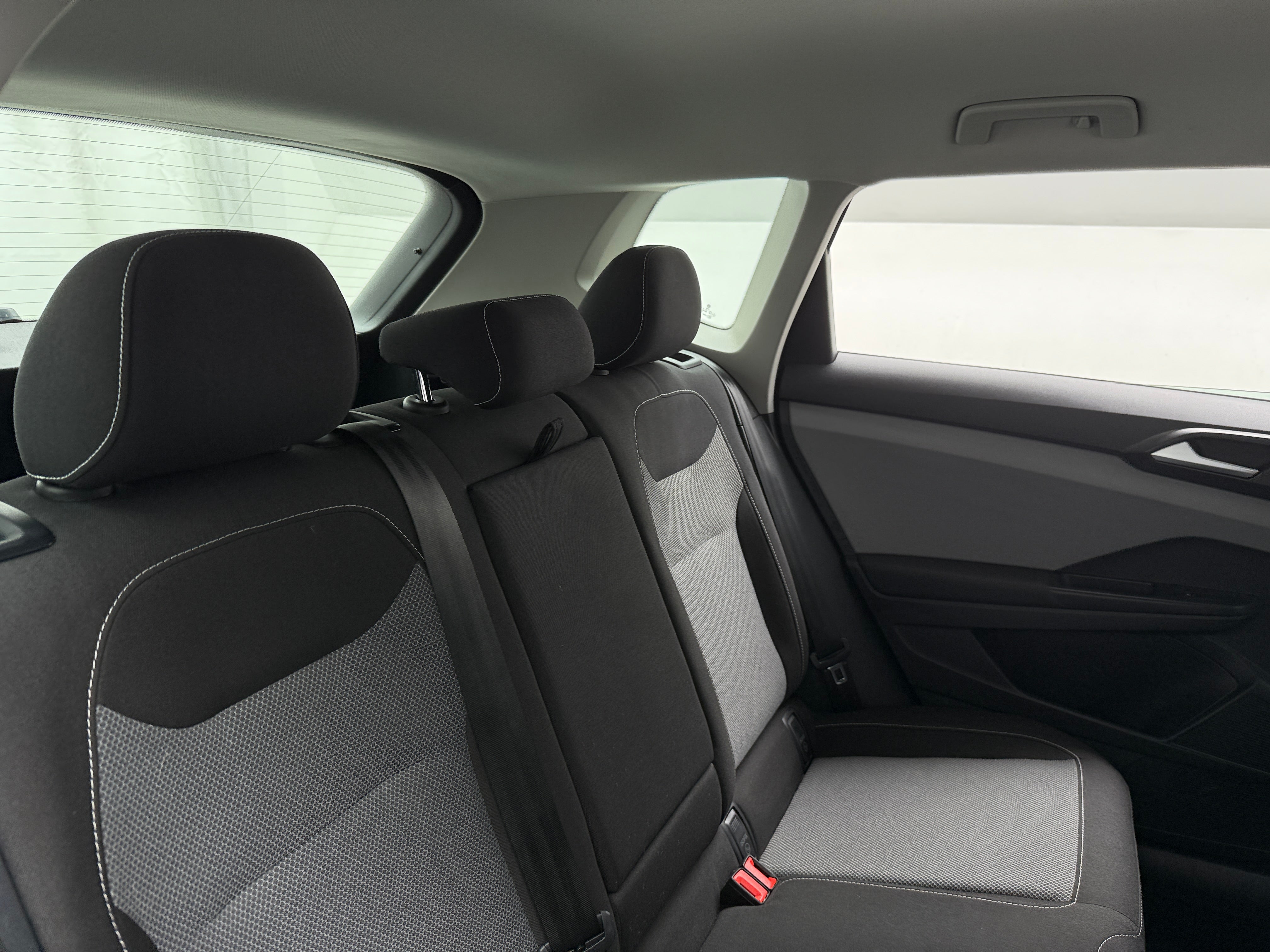 2022 Volkswagen Taos S 6