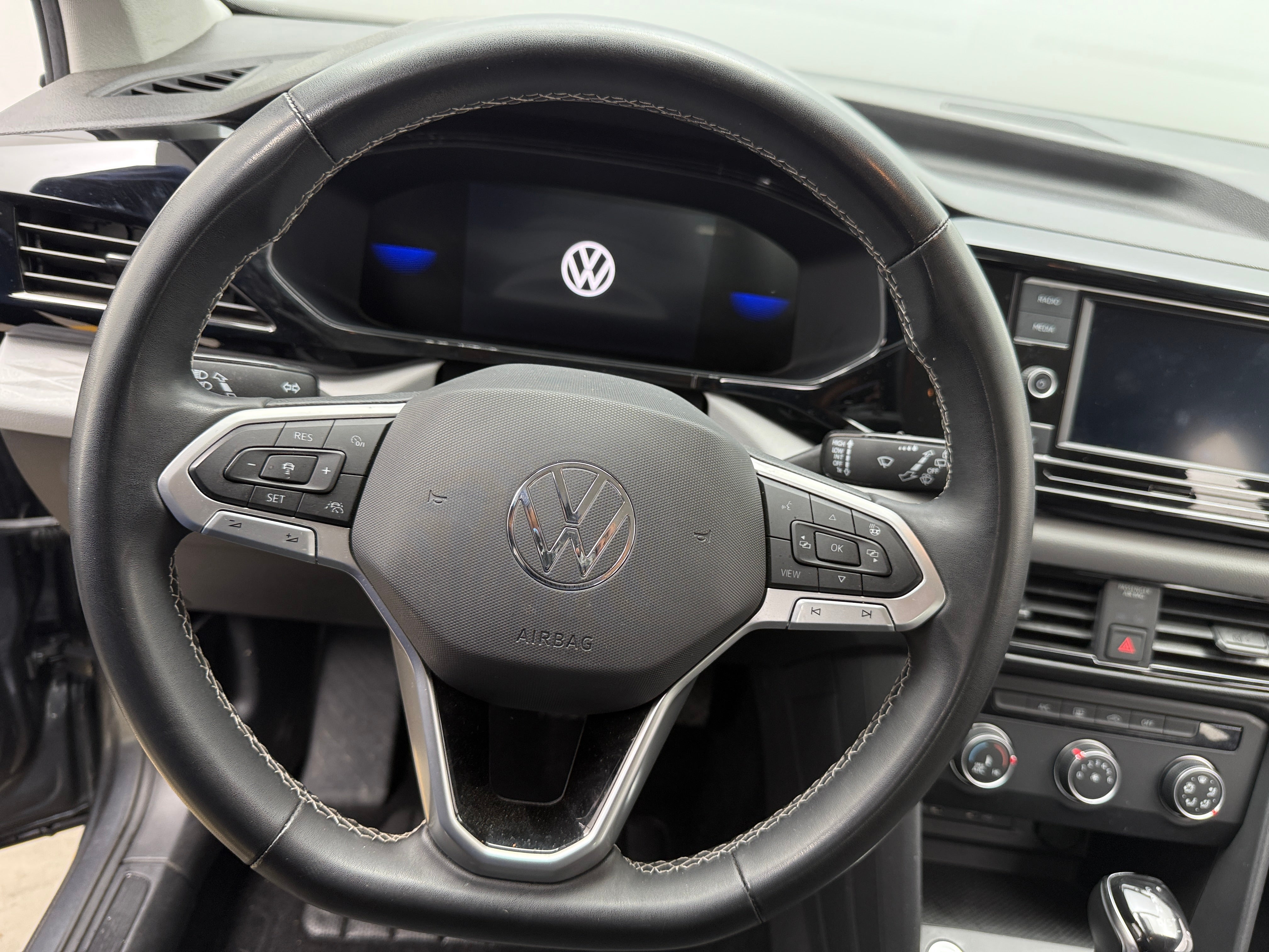 2022 Volkswagen Taos S 5