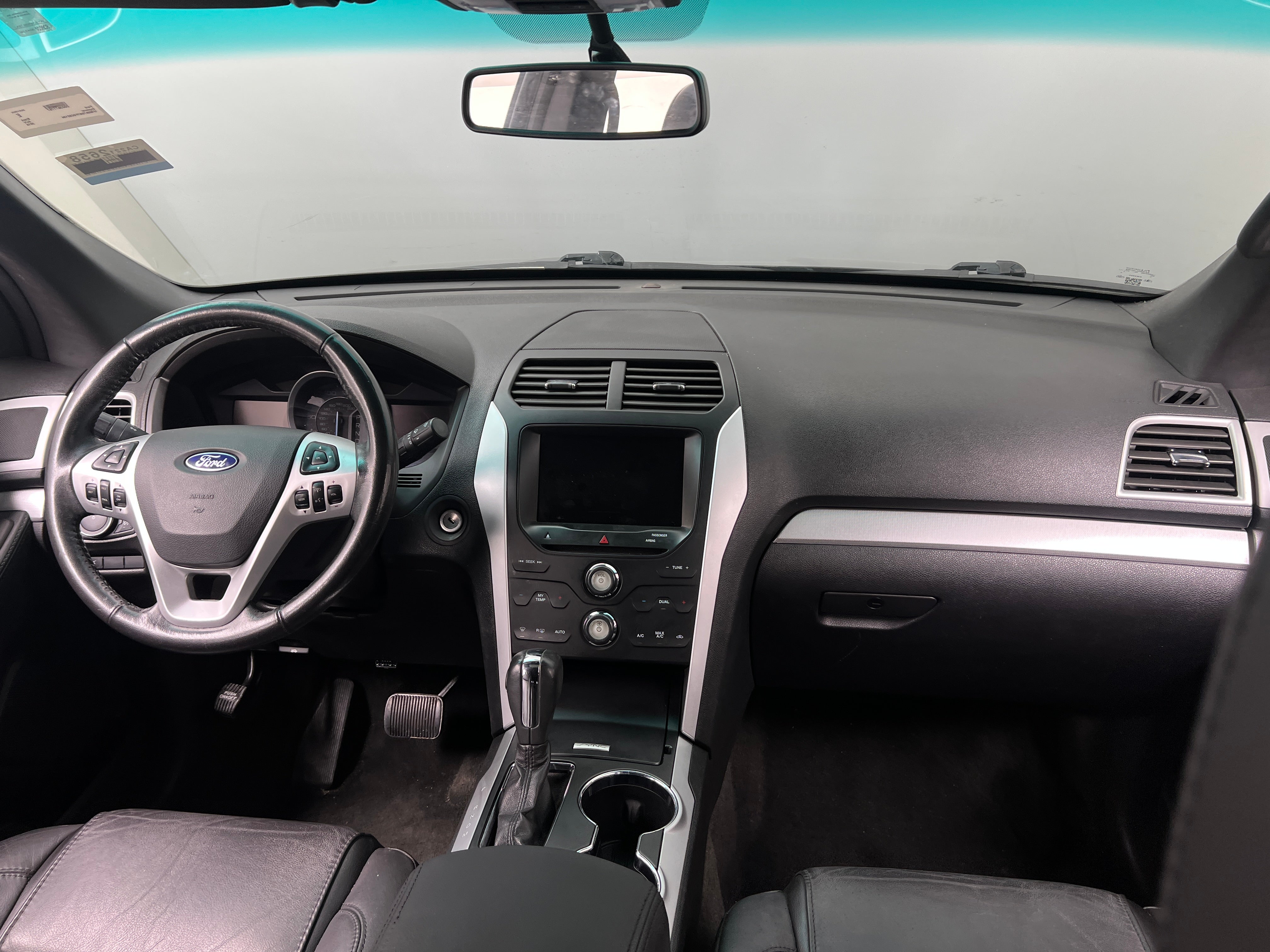 2015 Ford Explorer XLT 3