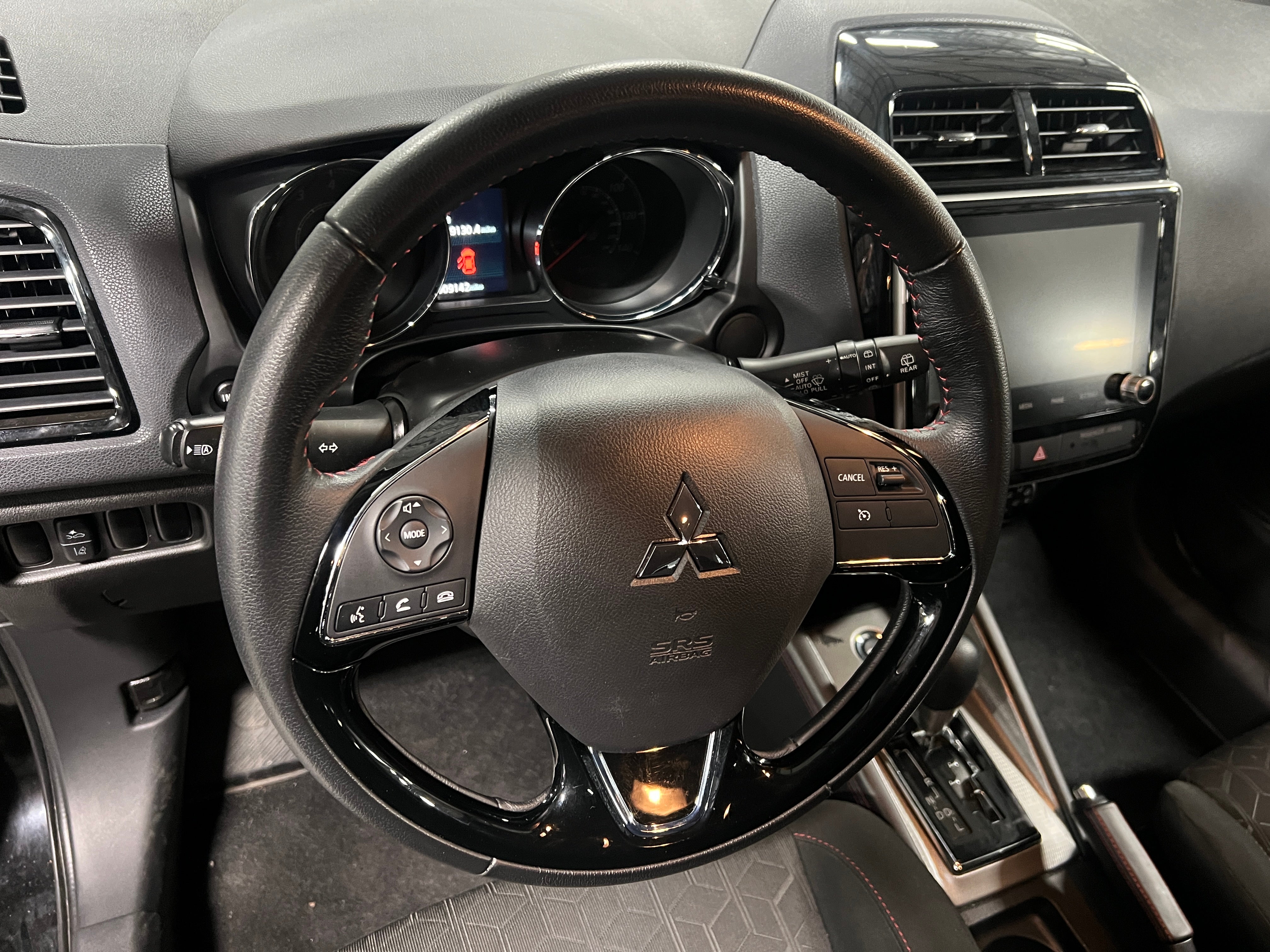2022 Mitsubishi Outlander Sport LE 5