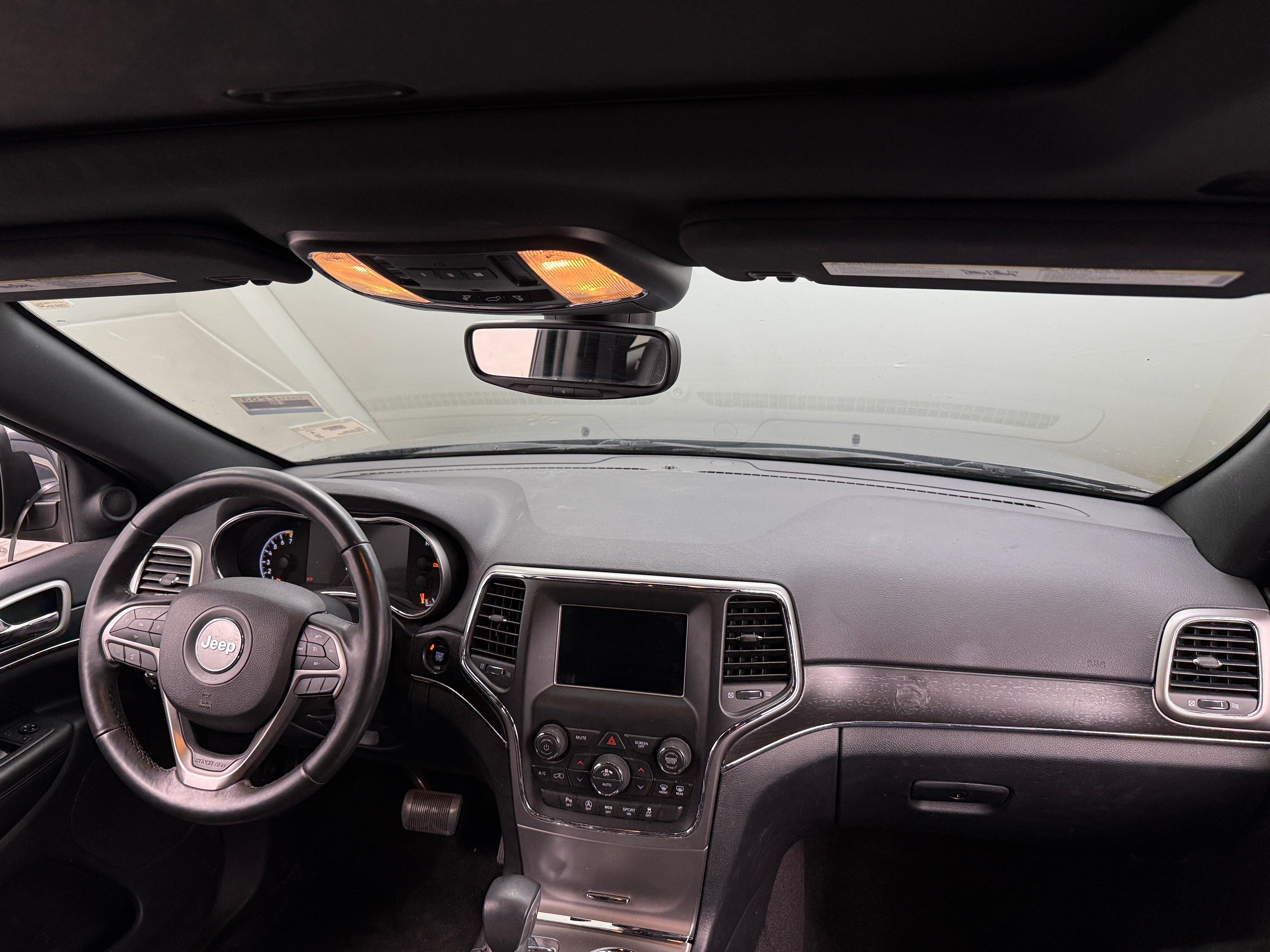 2018 Jeep Grand Cherokee Limited Edition 2