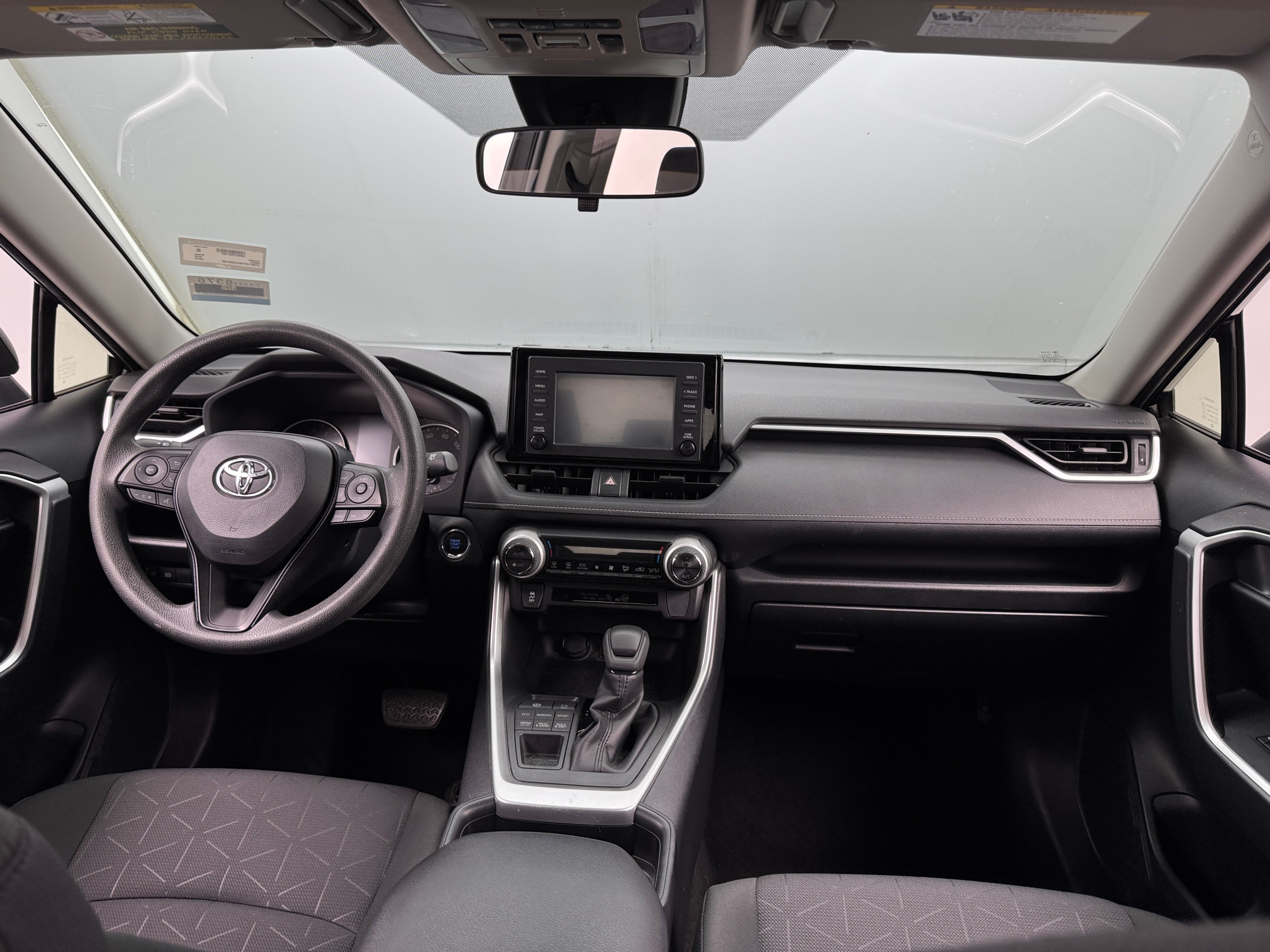 2019 Toyota RAV4 XLE 3