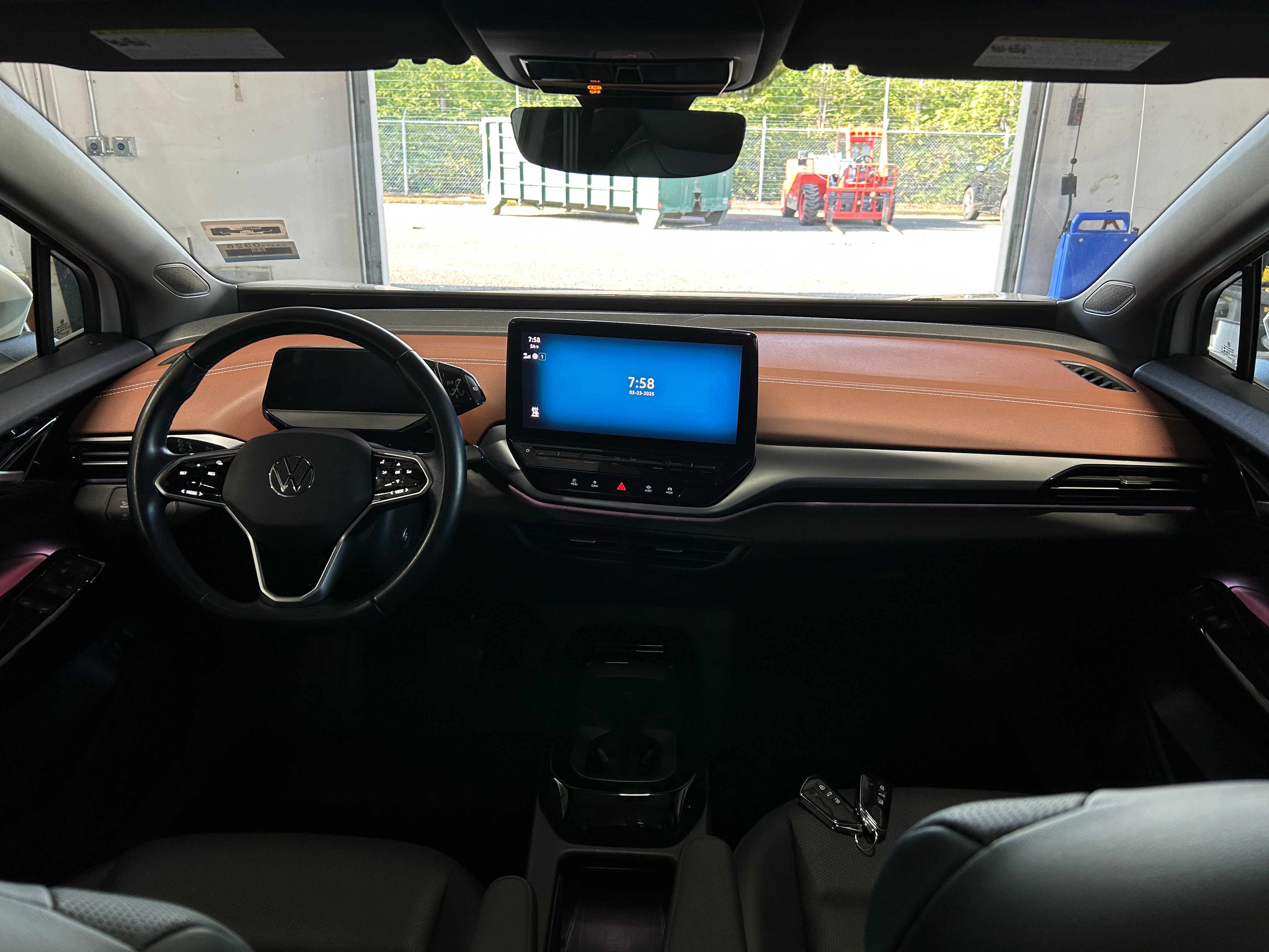 2021 Volkswagen ID.4 Pro S 2