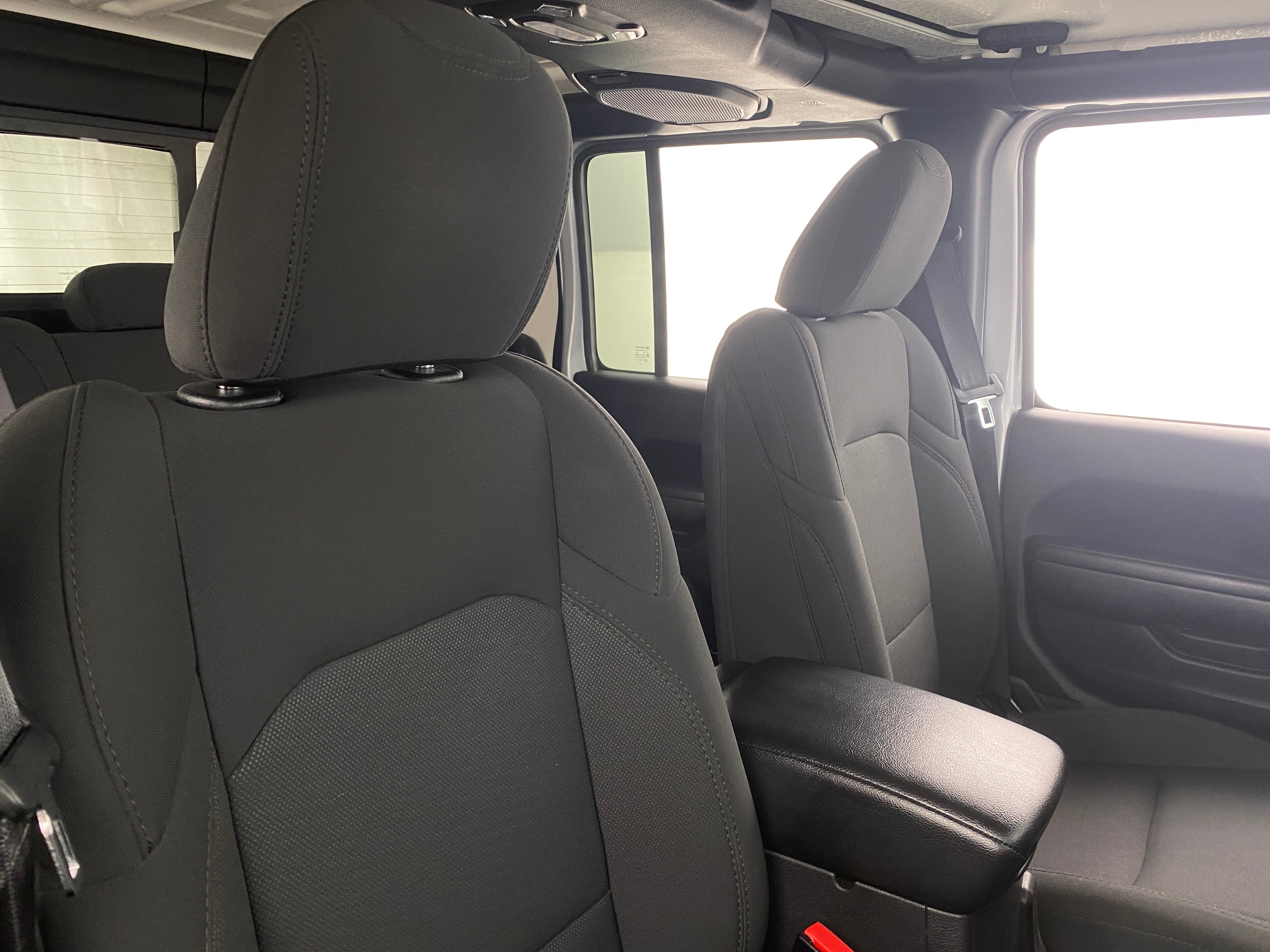 2023 Jeep Gladiator Sport S 2