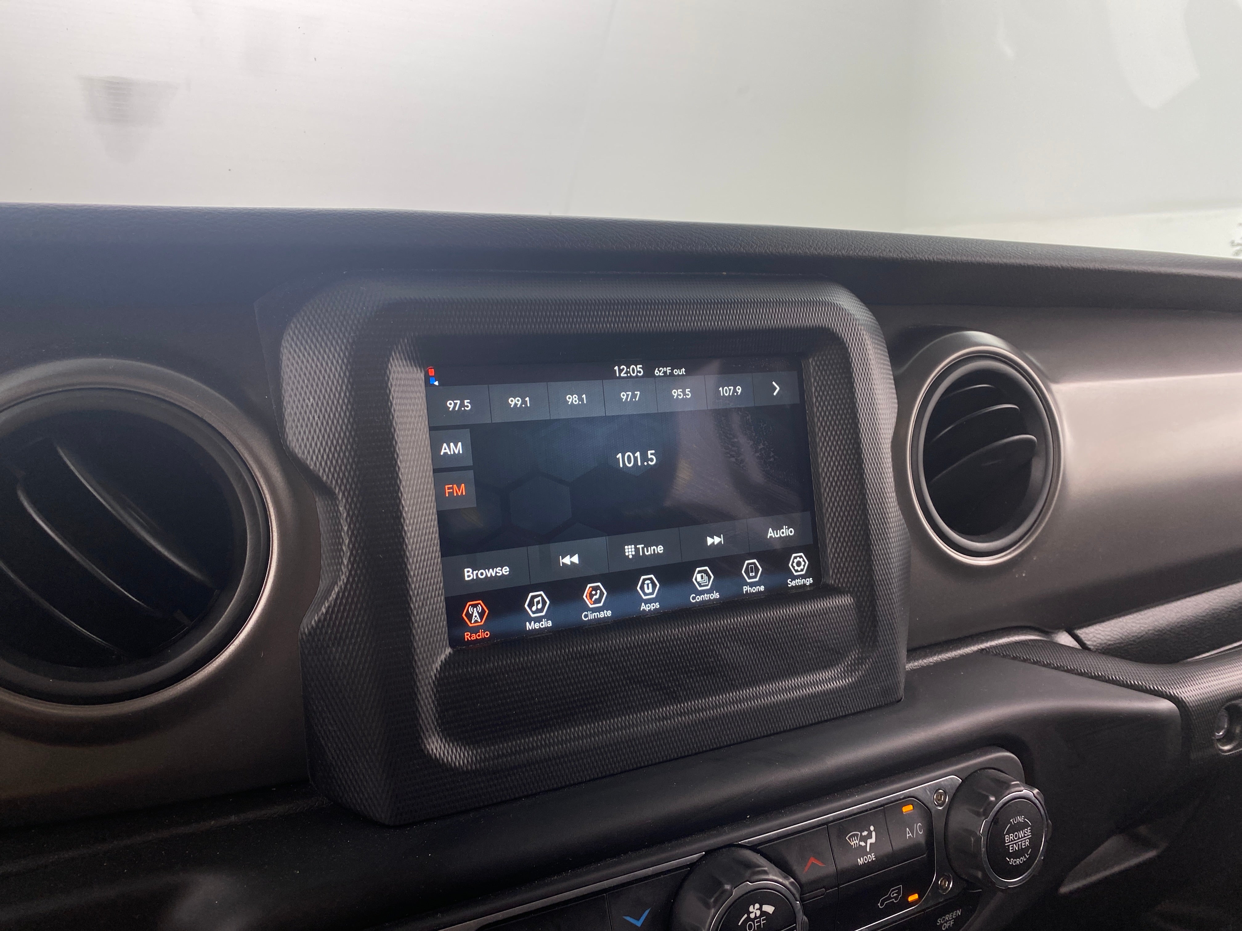 2023 Jeep Gladiator Sport S 4