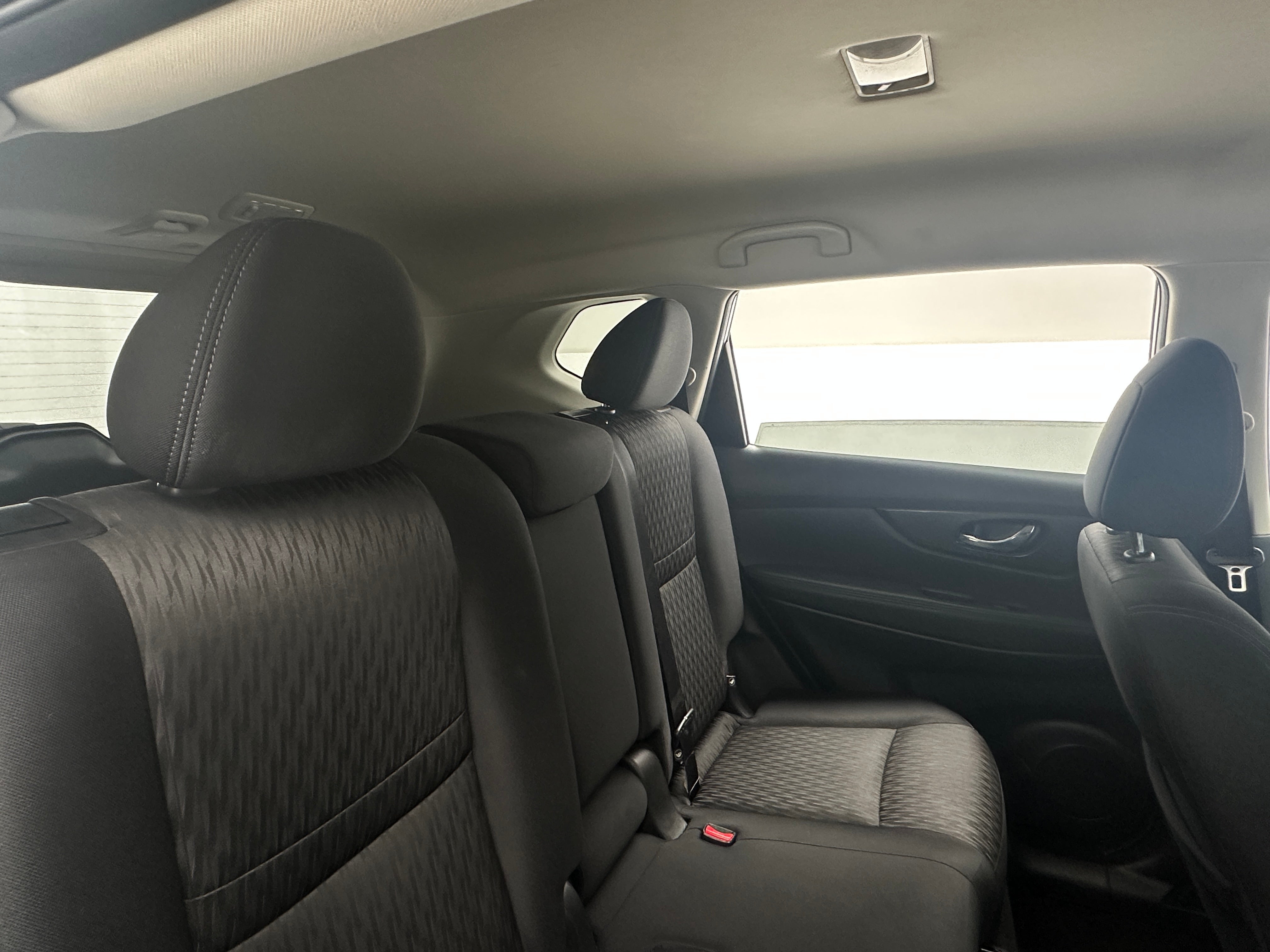 2018 Nissan Rogue SV 6