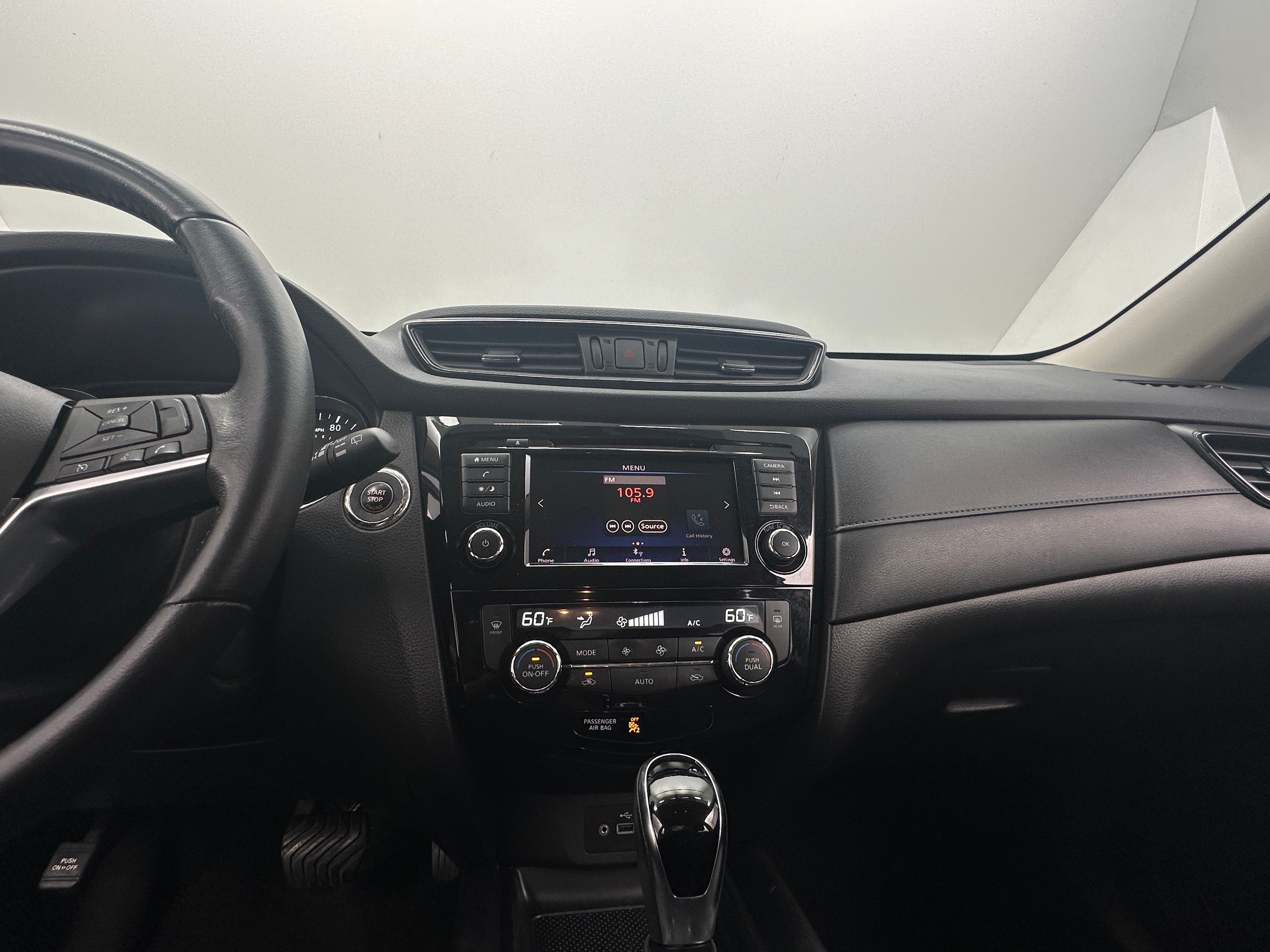 2018 Nissan Rogue SV 4