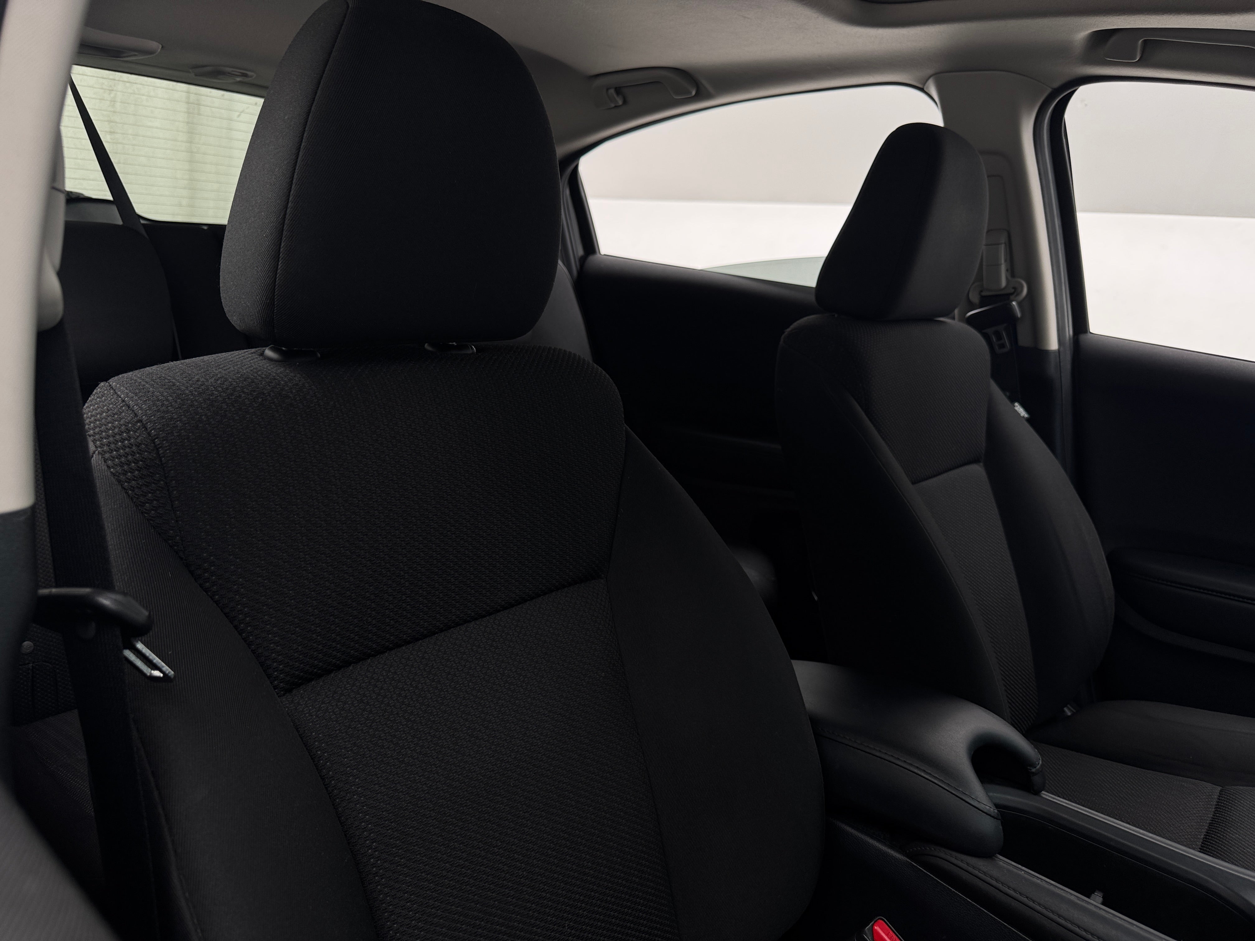 2016 Honda HR-V EX 2
