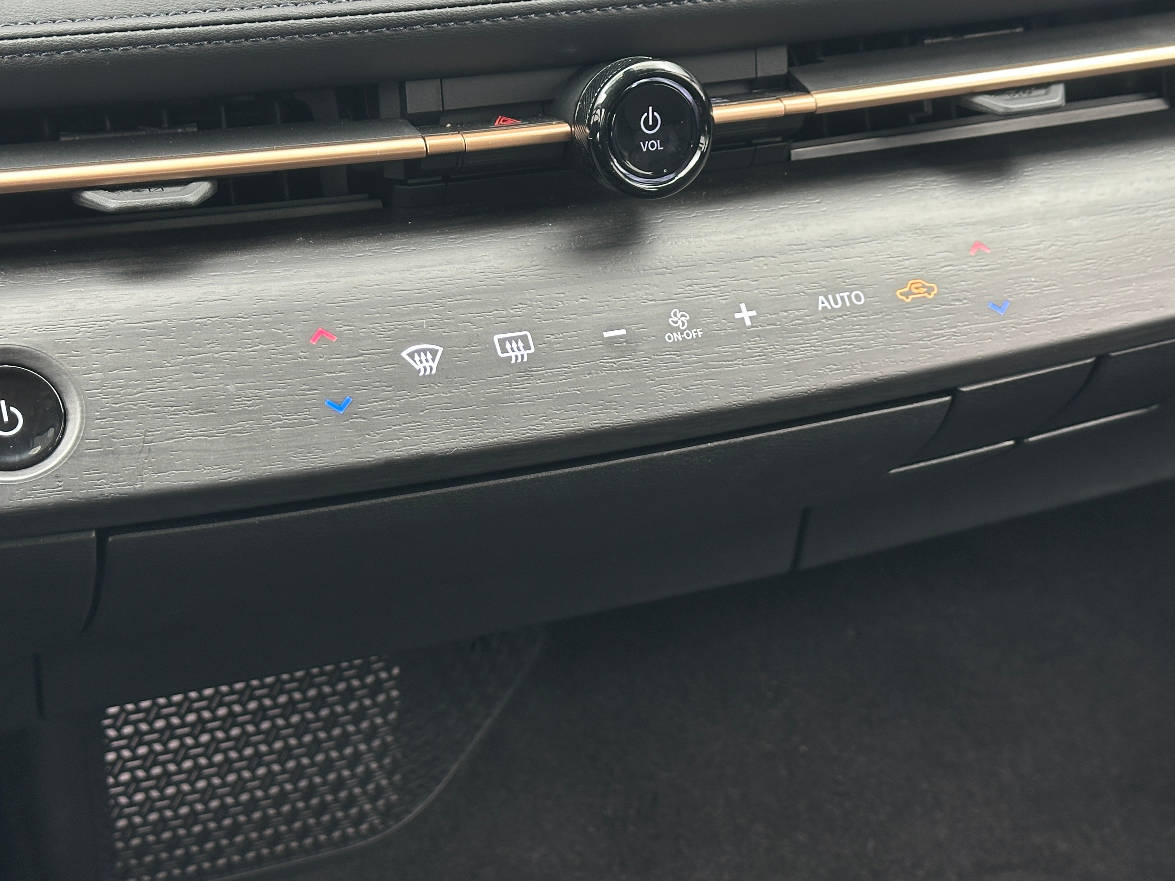 2023 Nissan Ariya Engage+ 3