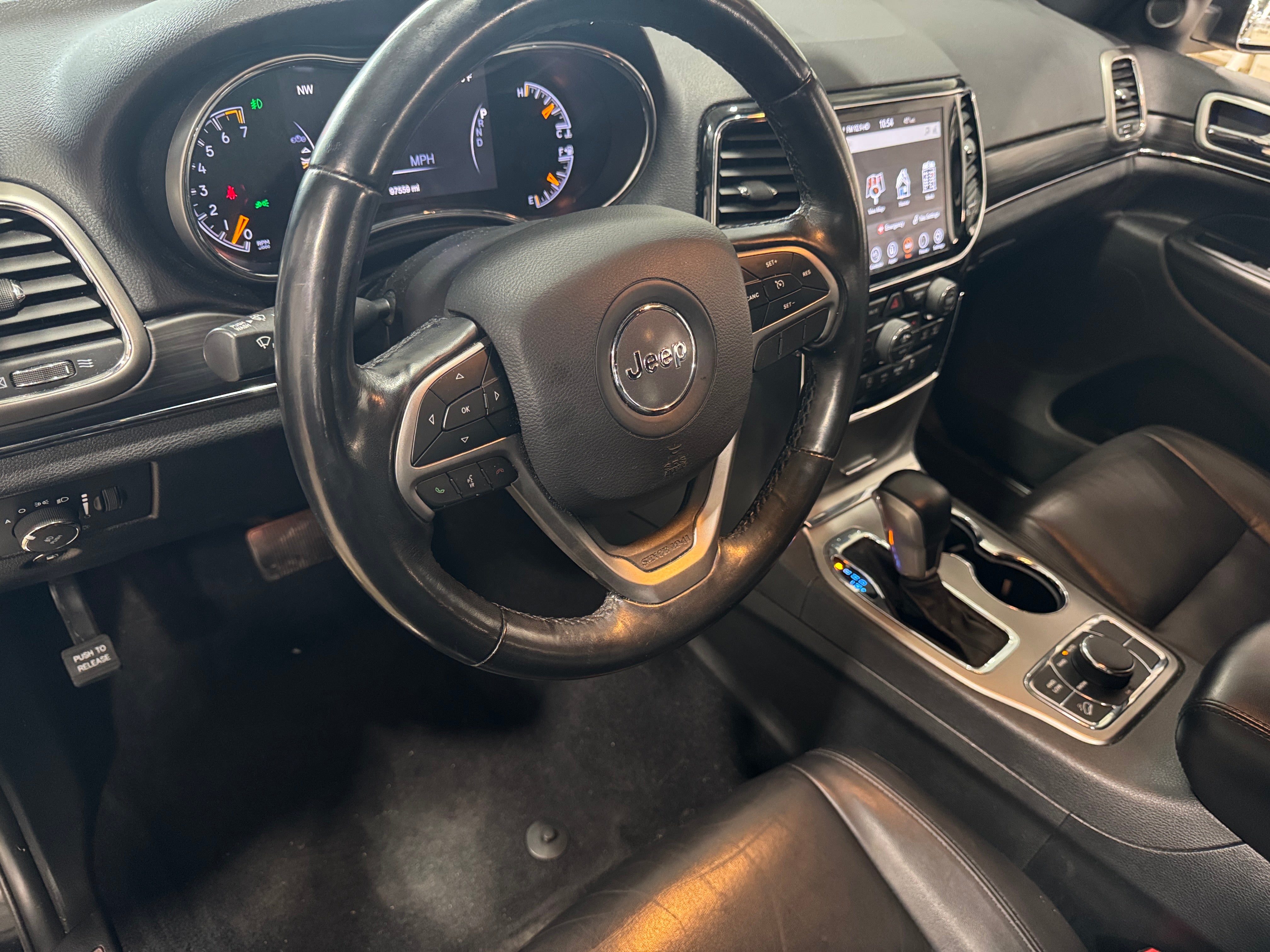 2020 Jeep Grand Cherokee Limited Edition 2