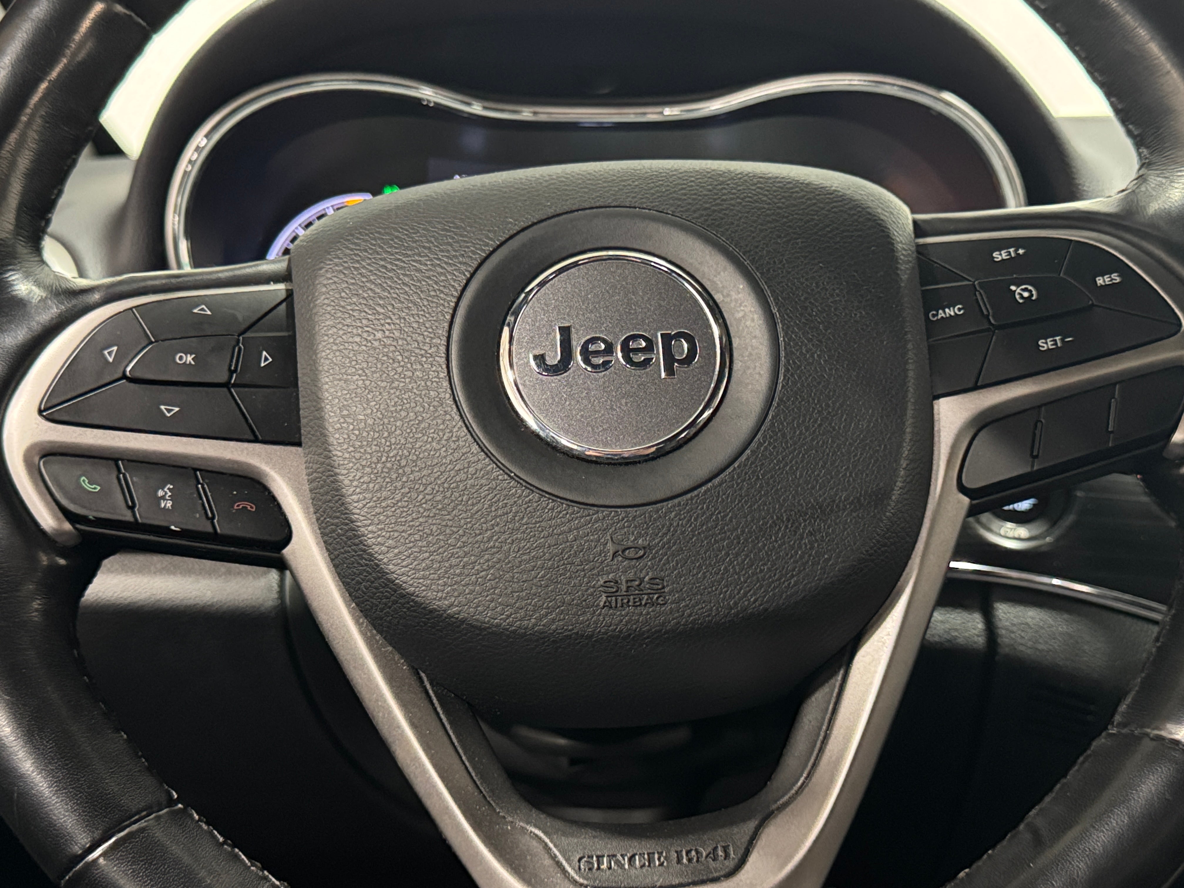2020 Jeep Grand Cherokee Limited Edition 4