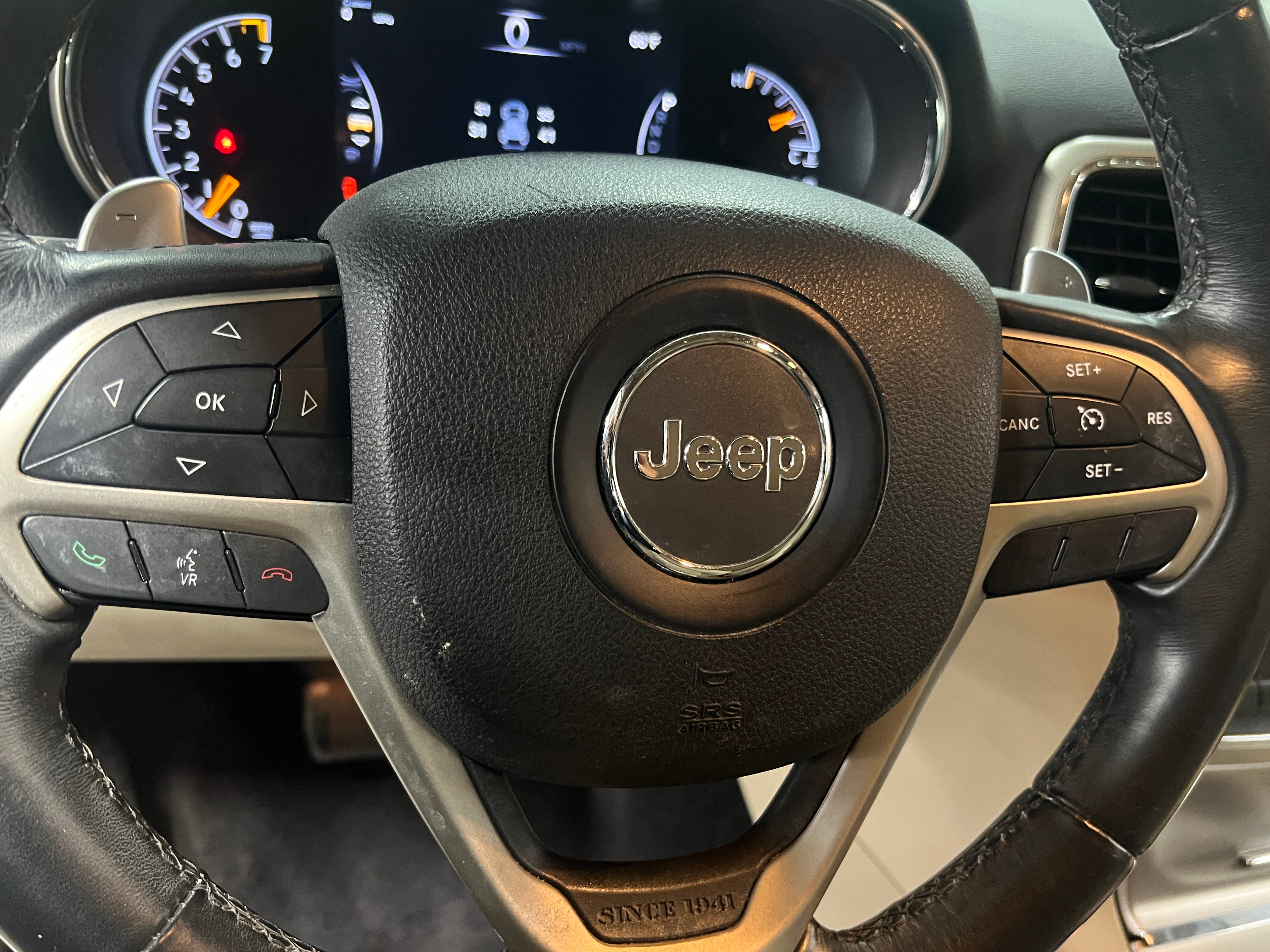 2016 Jeep Grand Cherokee Laredo 5