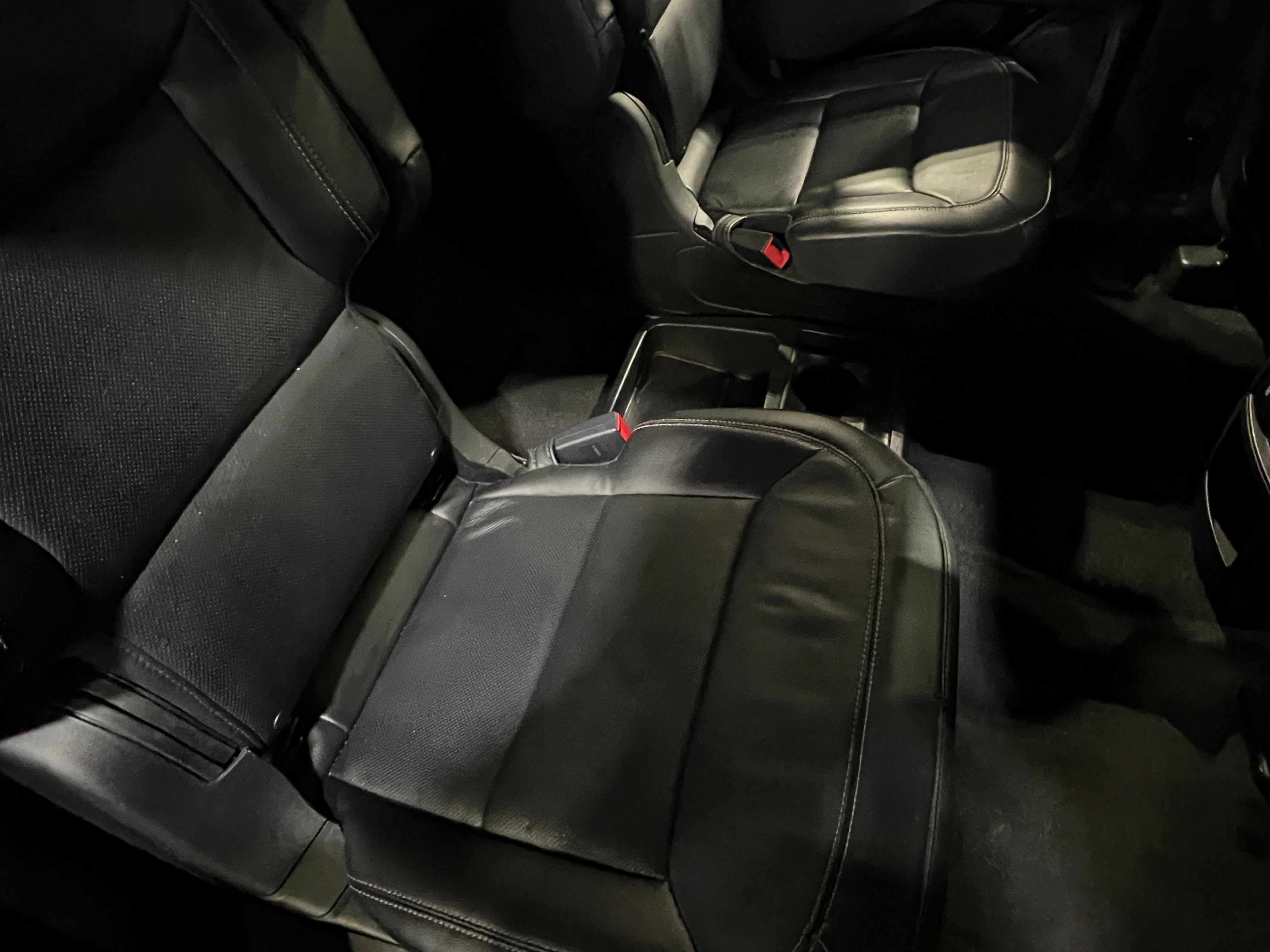 2020 Ford Explorer Limited 5