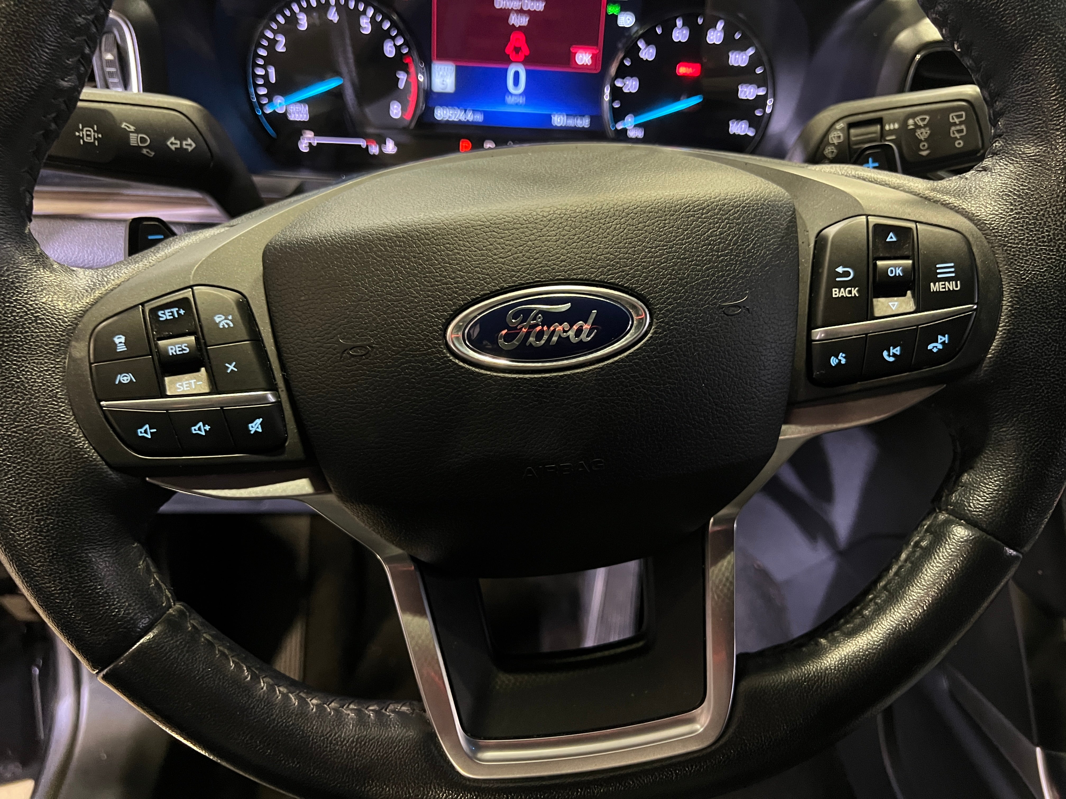 2020 Ford Explorer Limited 4