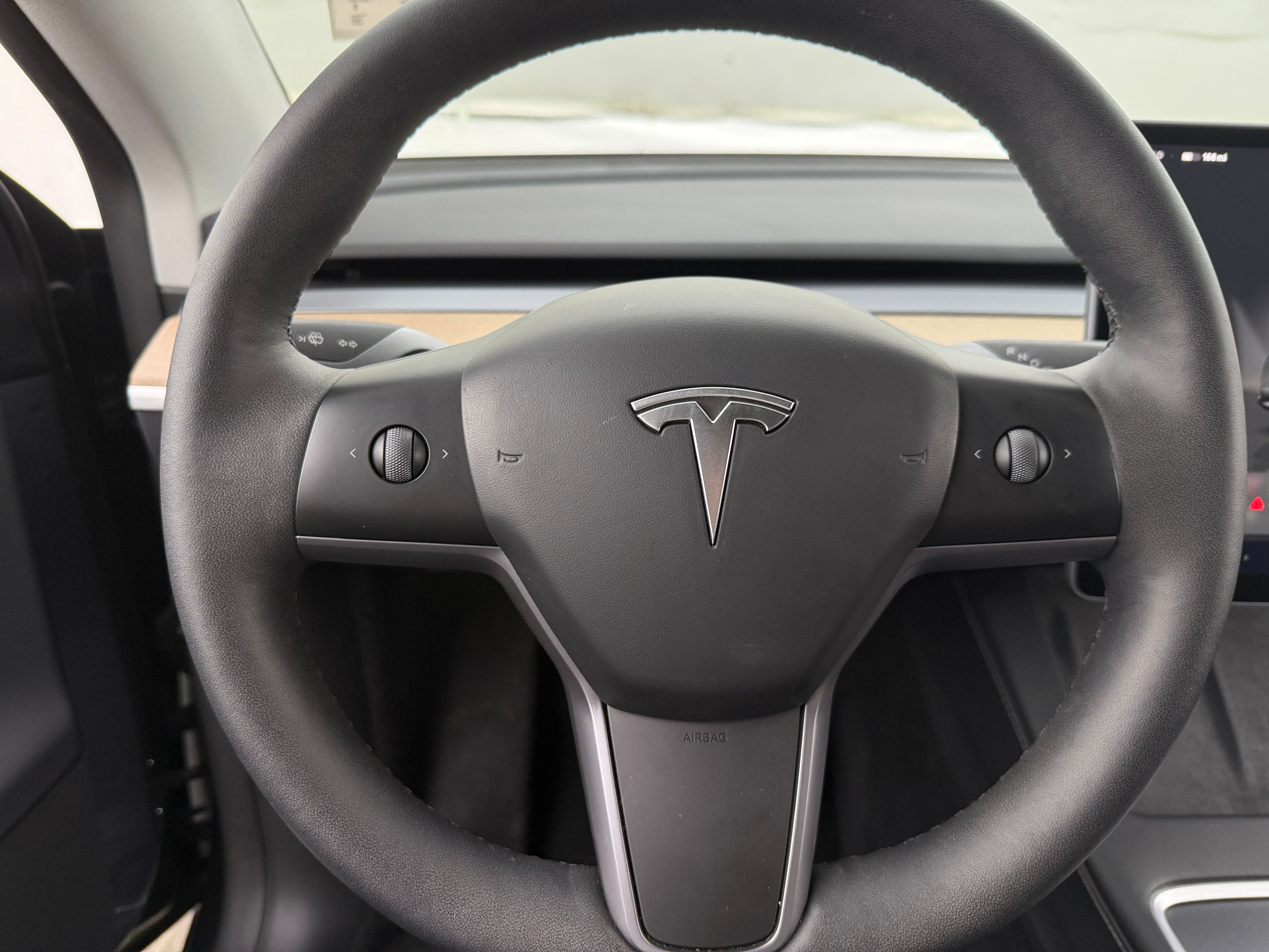 2023 Tesla Model Y Long Range 4