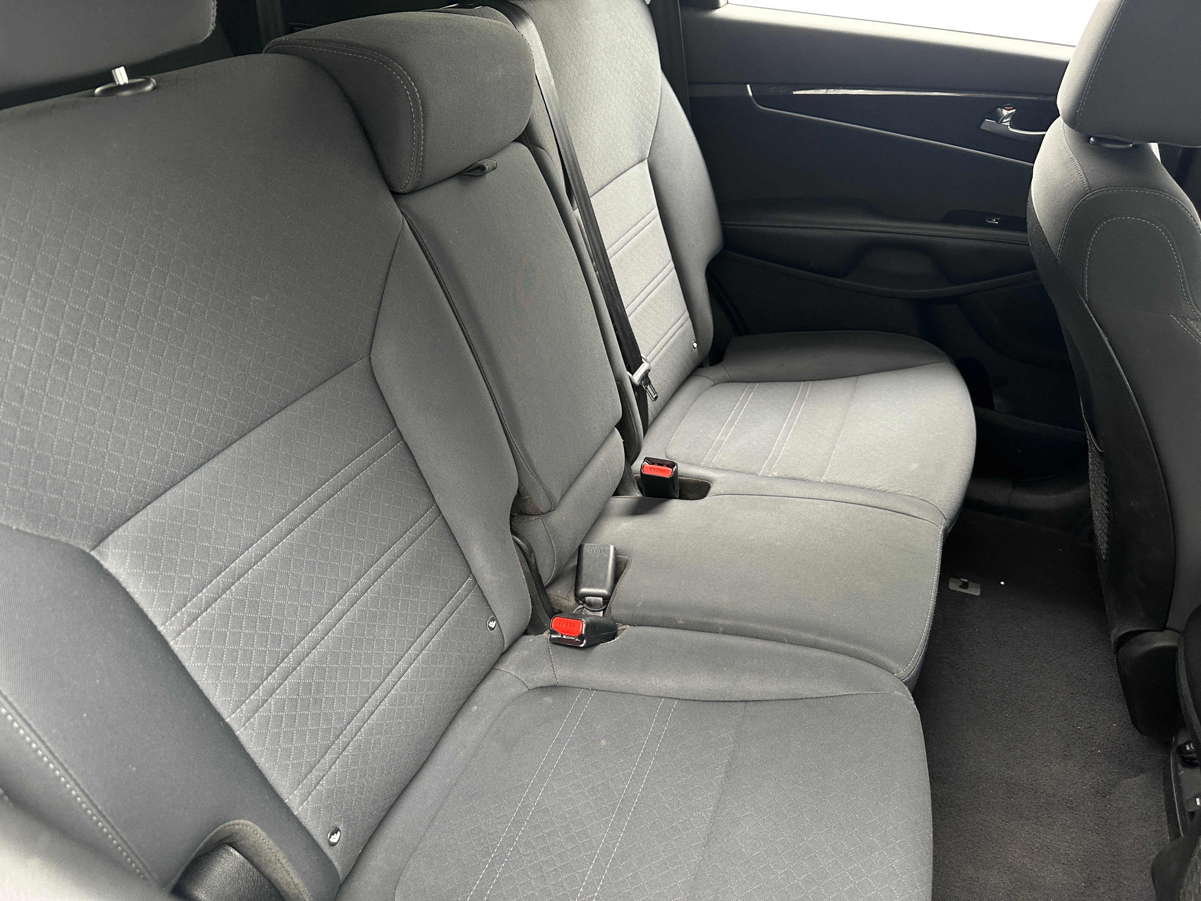 2019 Kia Sorento LX 6
