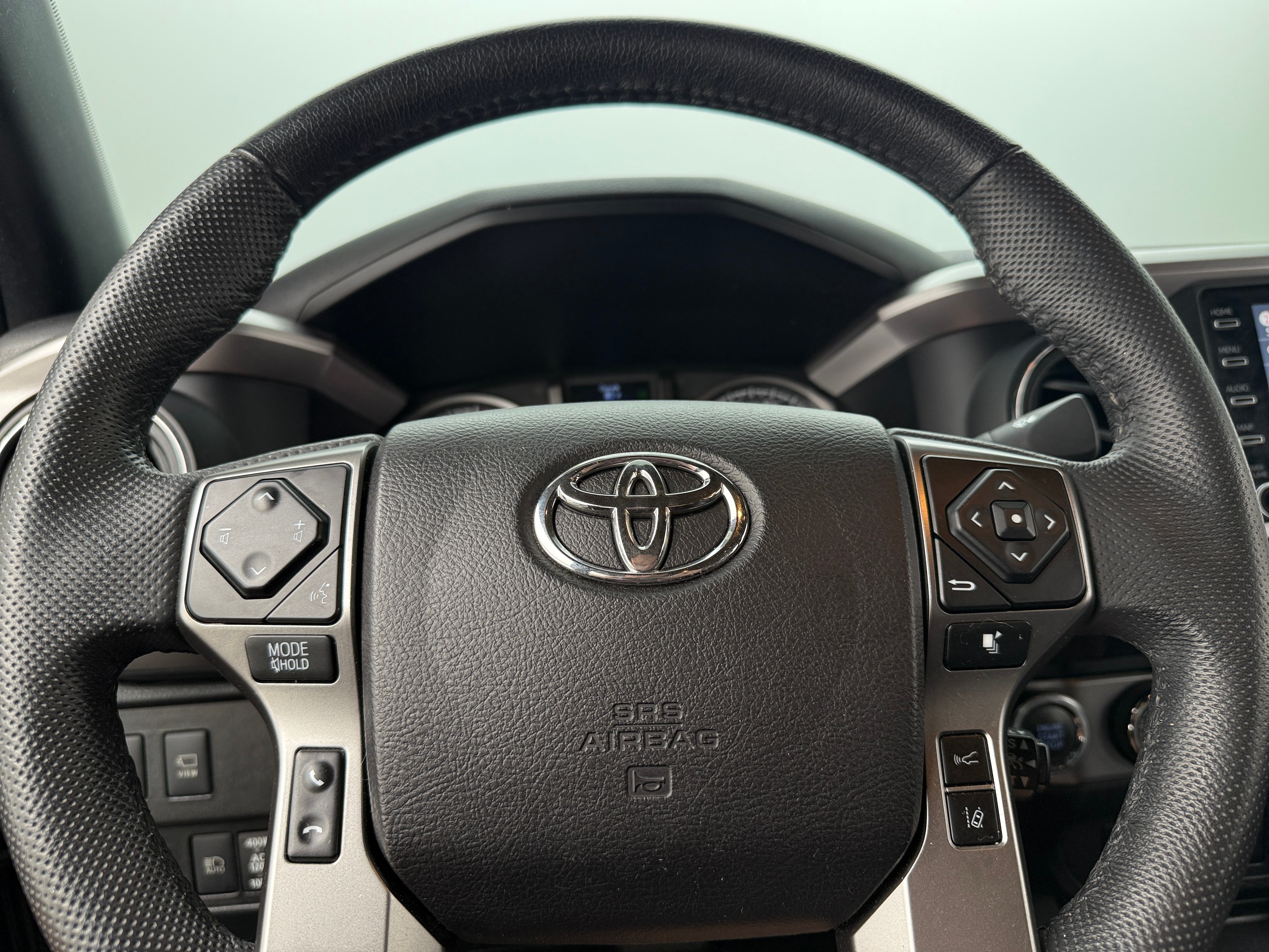 2021 Toyota Tacoma Limited 4