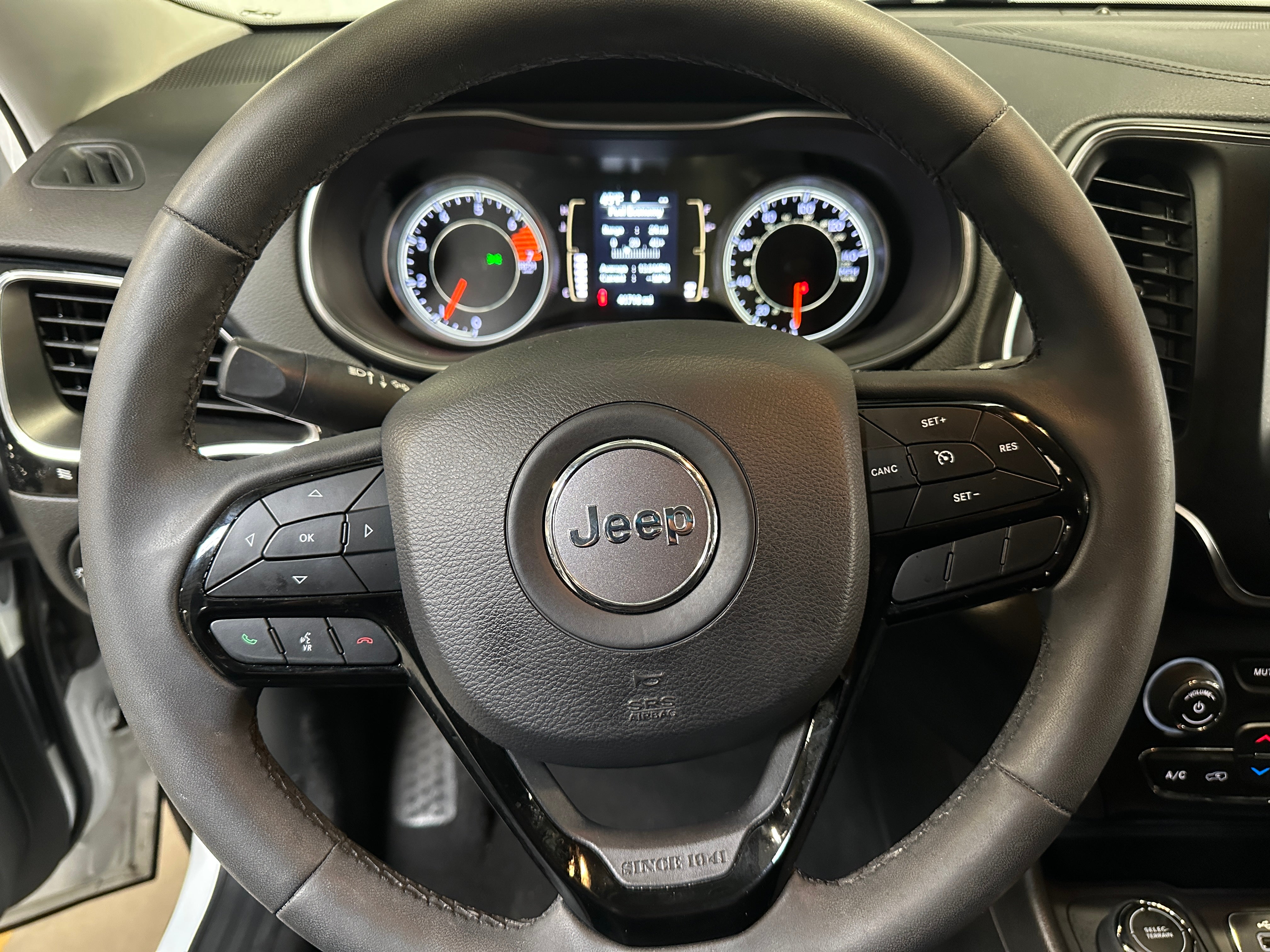 2020 Jeep Cherokee Altitude 5