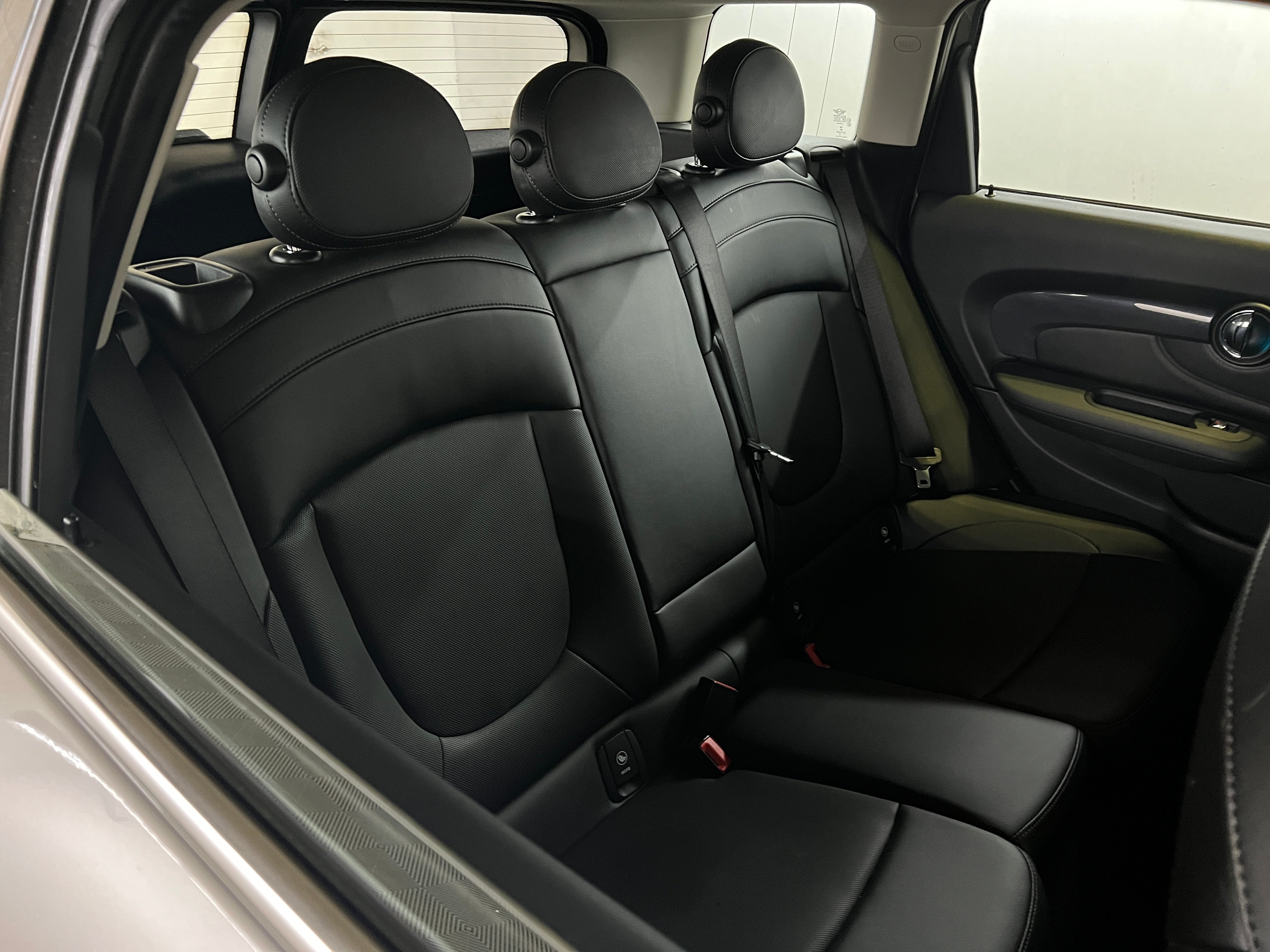2017 MINI Cooper Clubman S 5