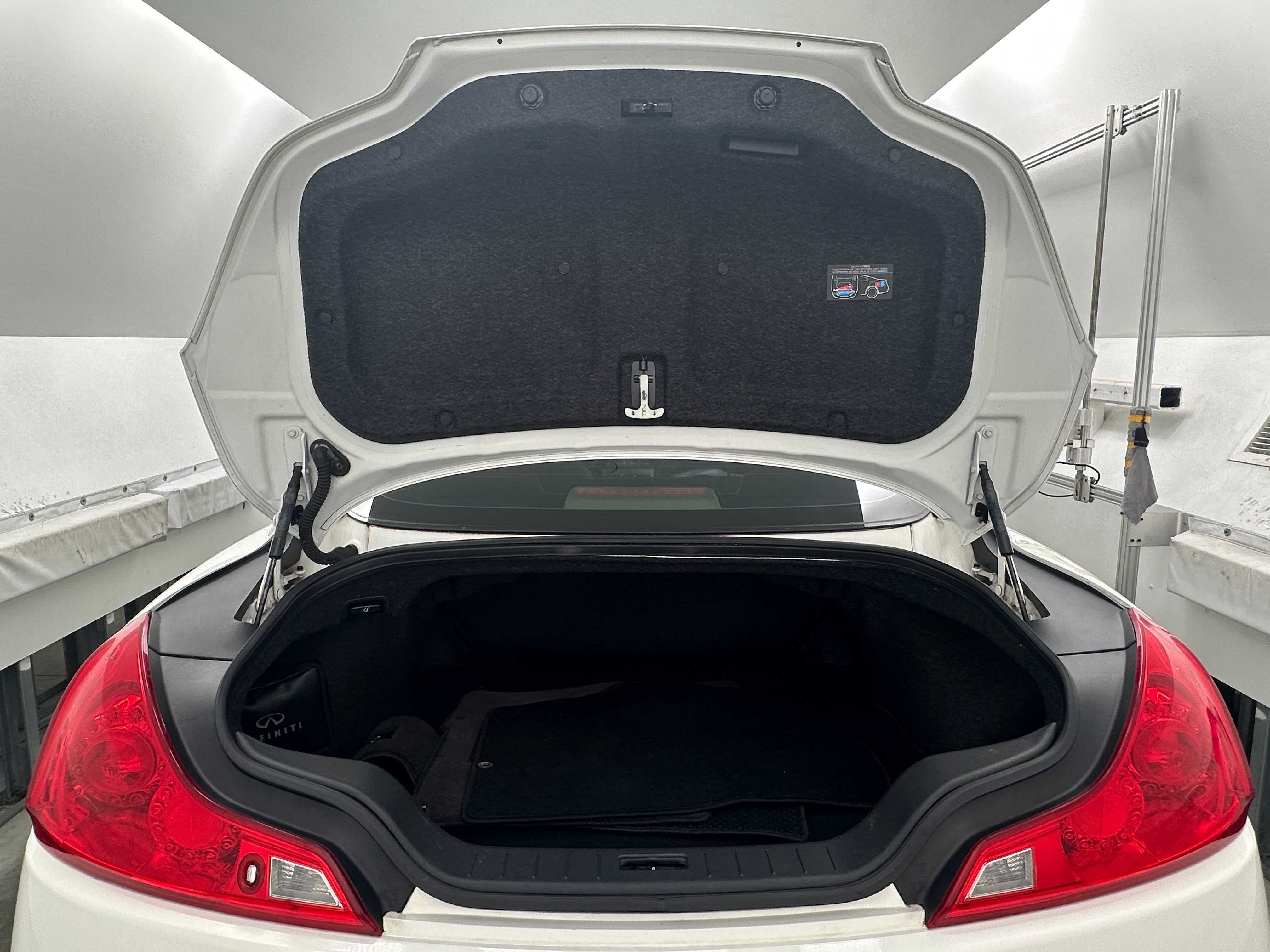 2013 INFINITI G37 Journey 5