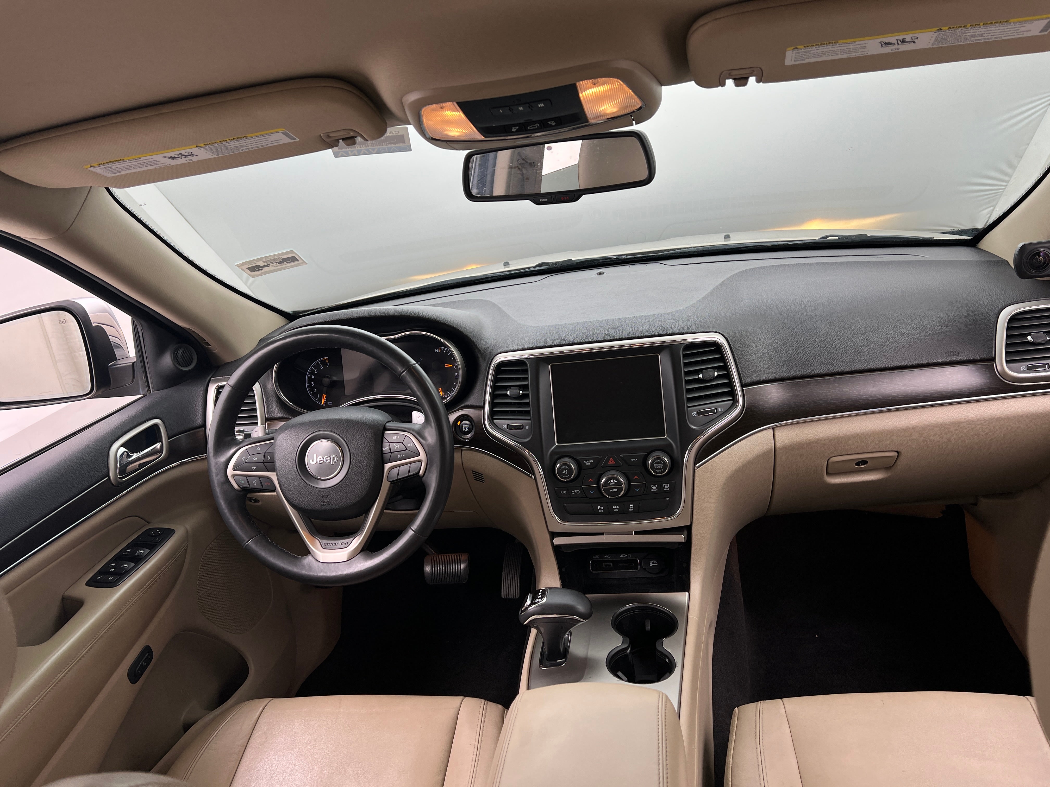 2015 Jeep Grand Cherokee Limited Edition 2