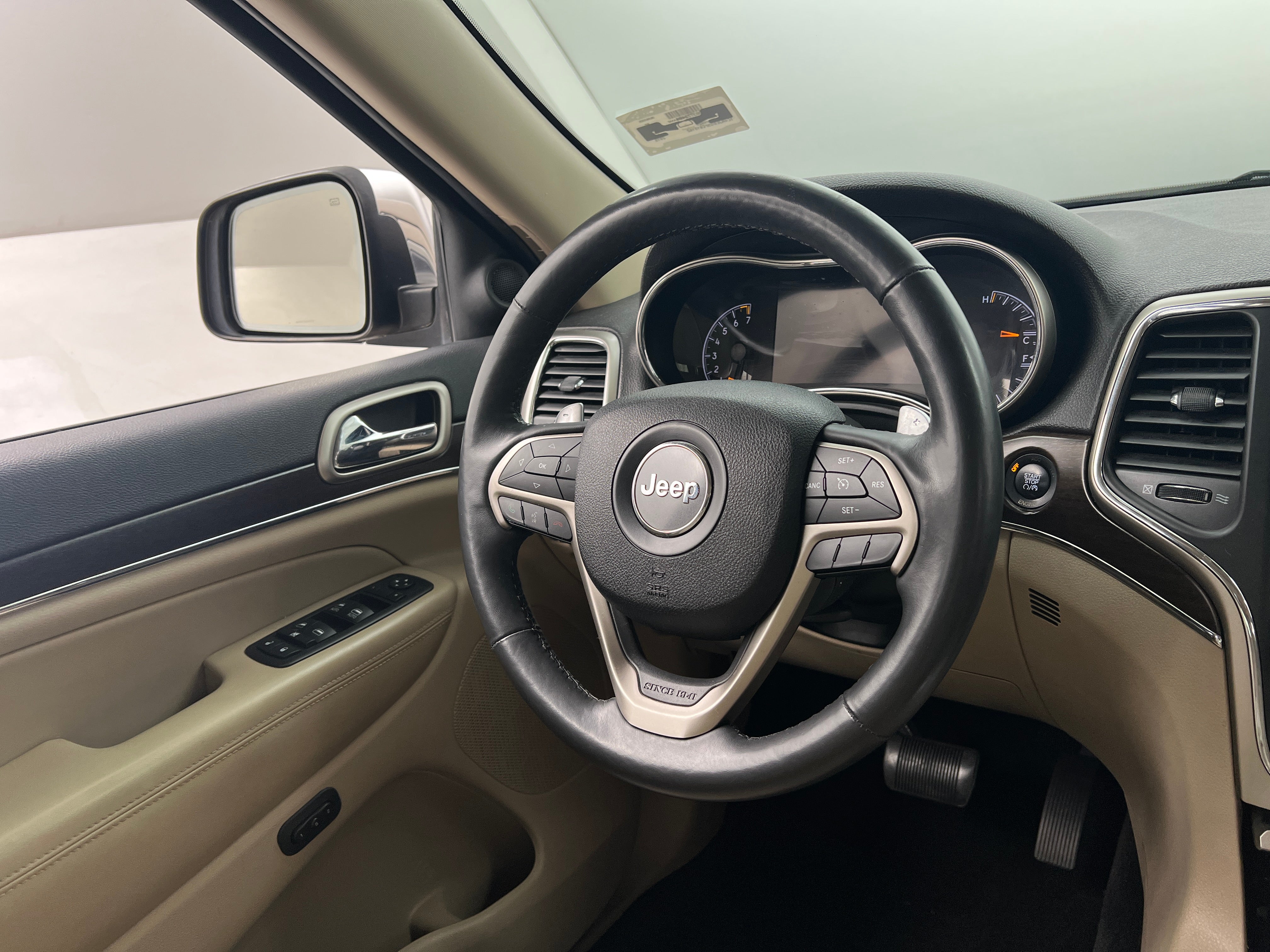 2015 Jeep Grand Cherokee Limited Edition 4