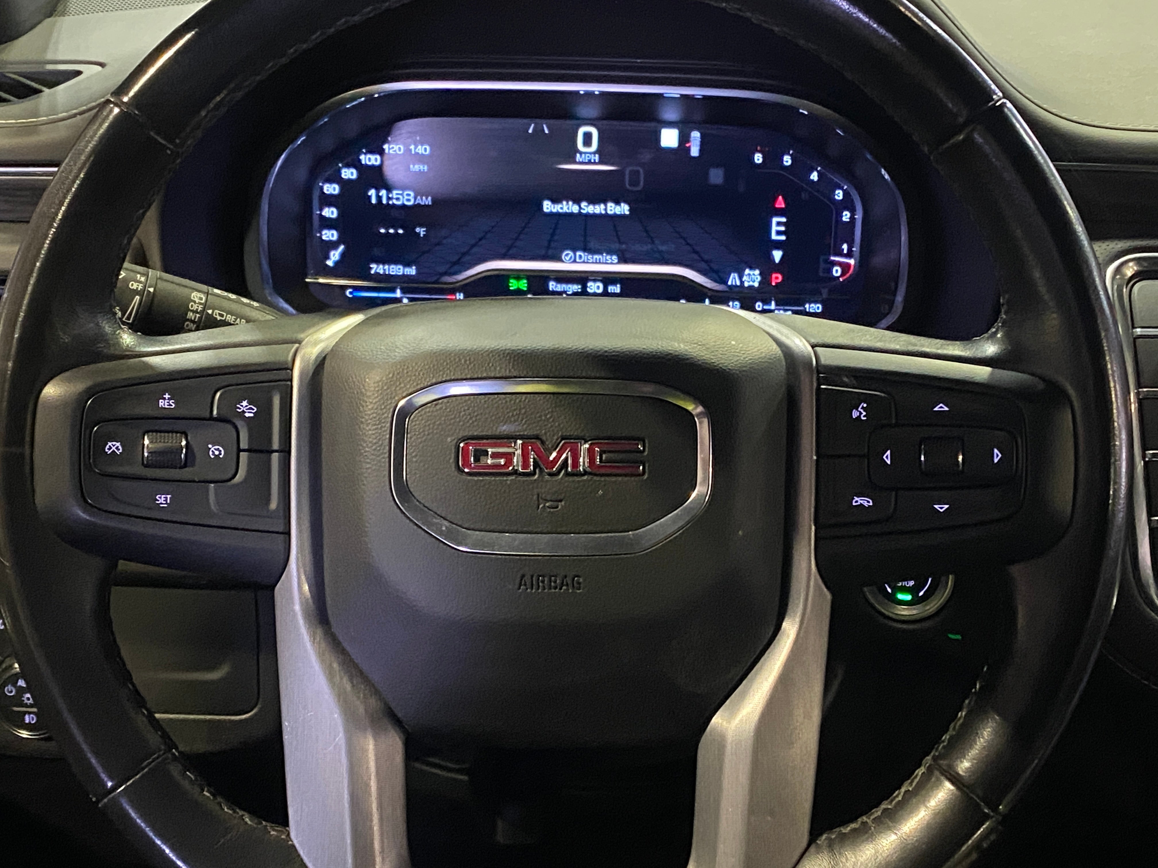 2022 GMC Yukon SLT 4