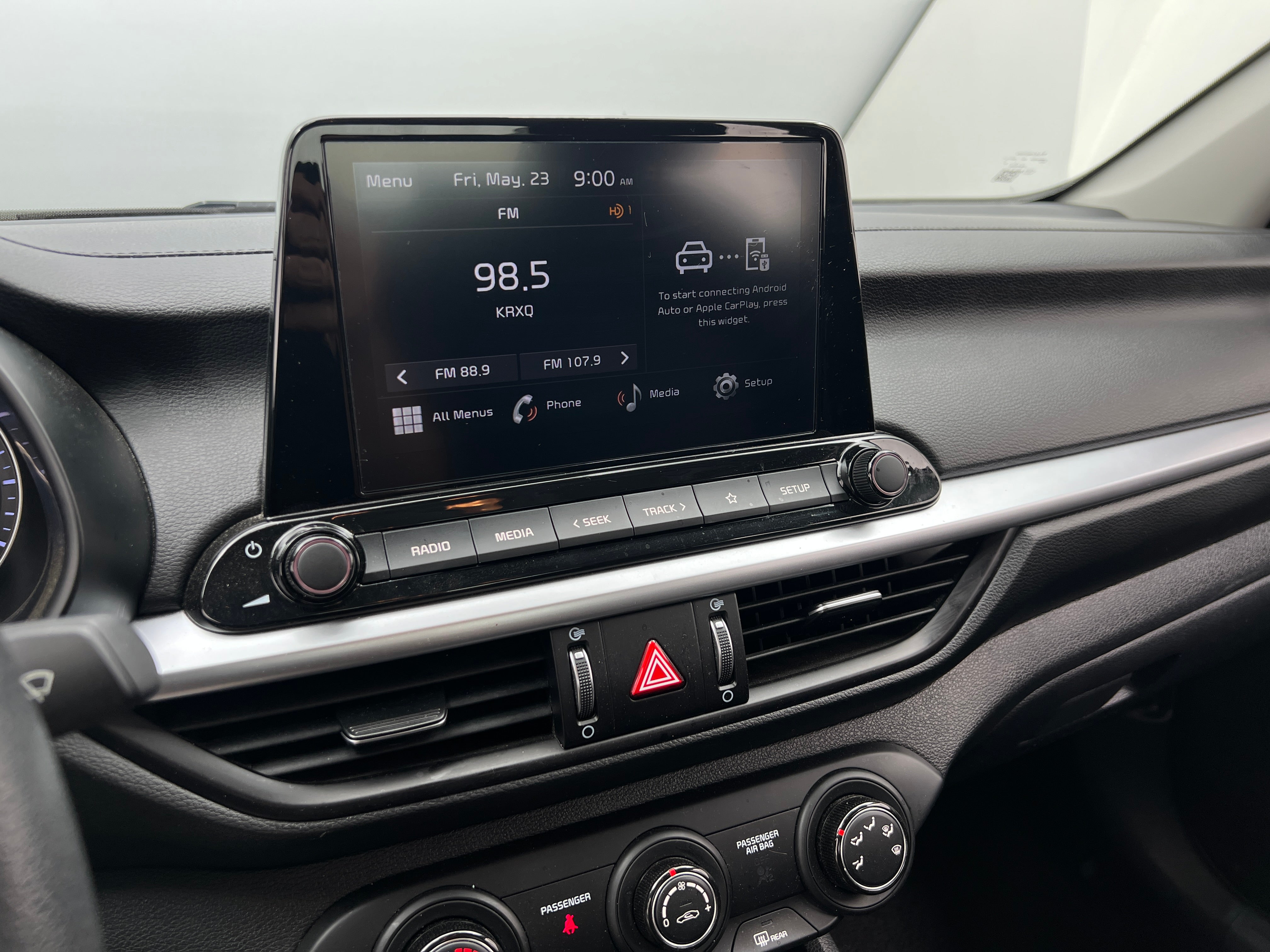 2024 Kia Forte LXS 4