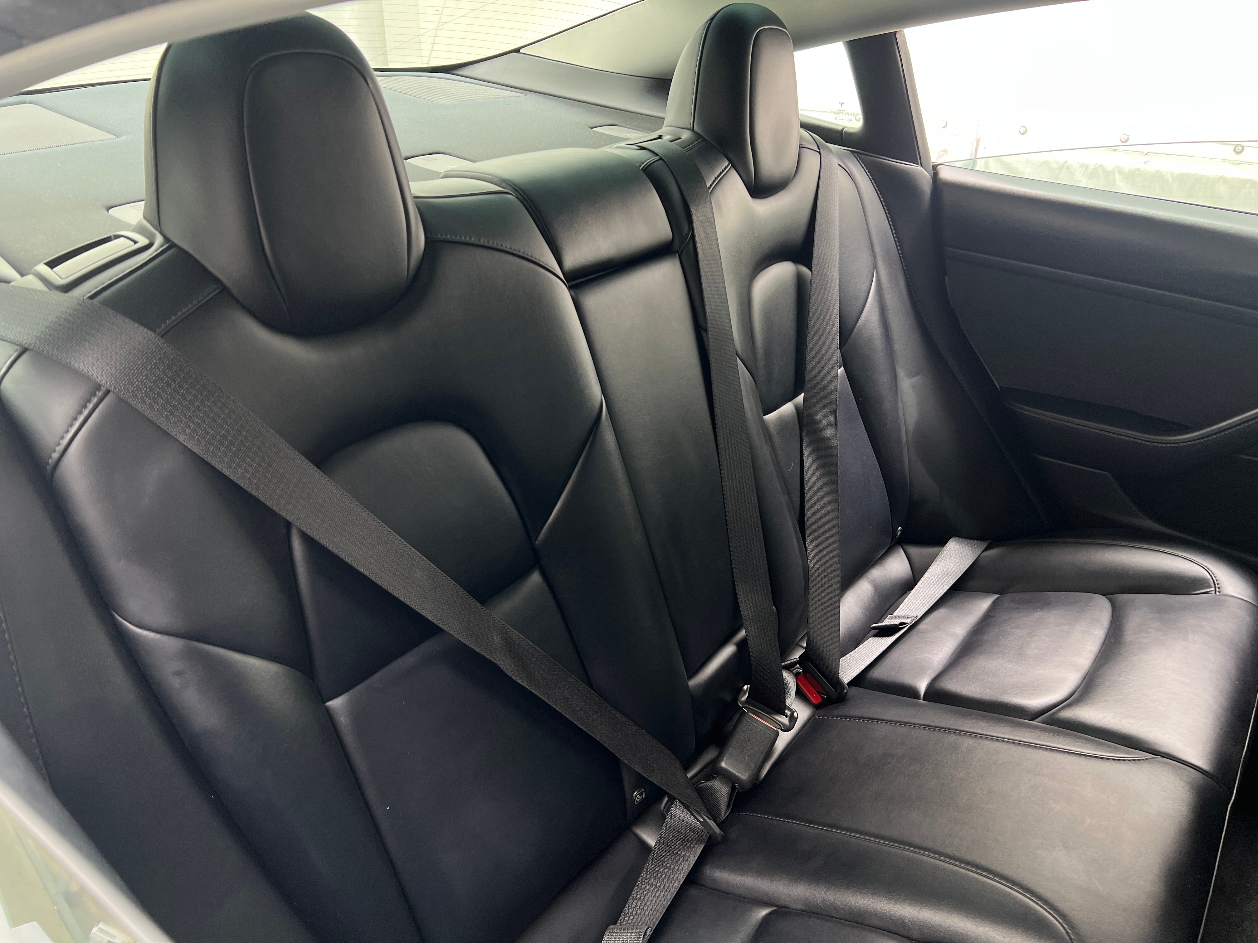 2022 Tesla Model 3 Standard Range 5