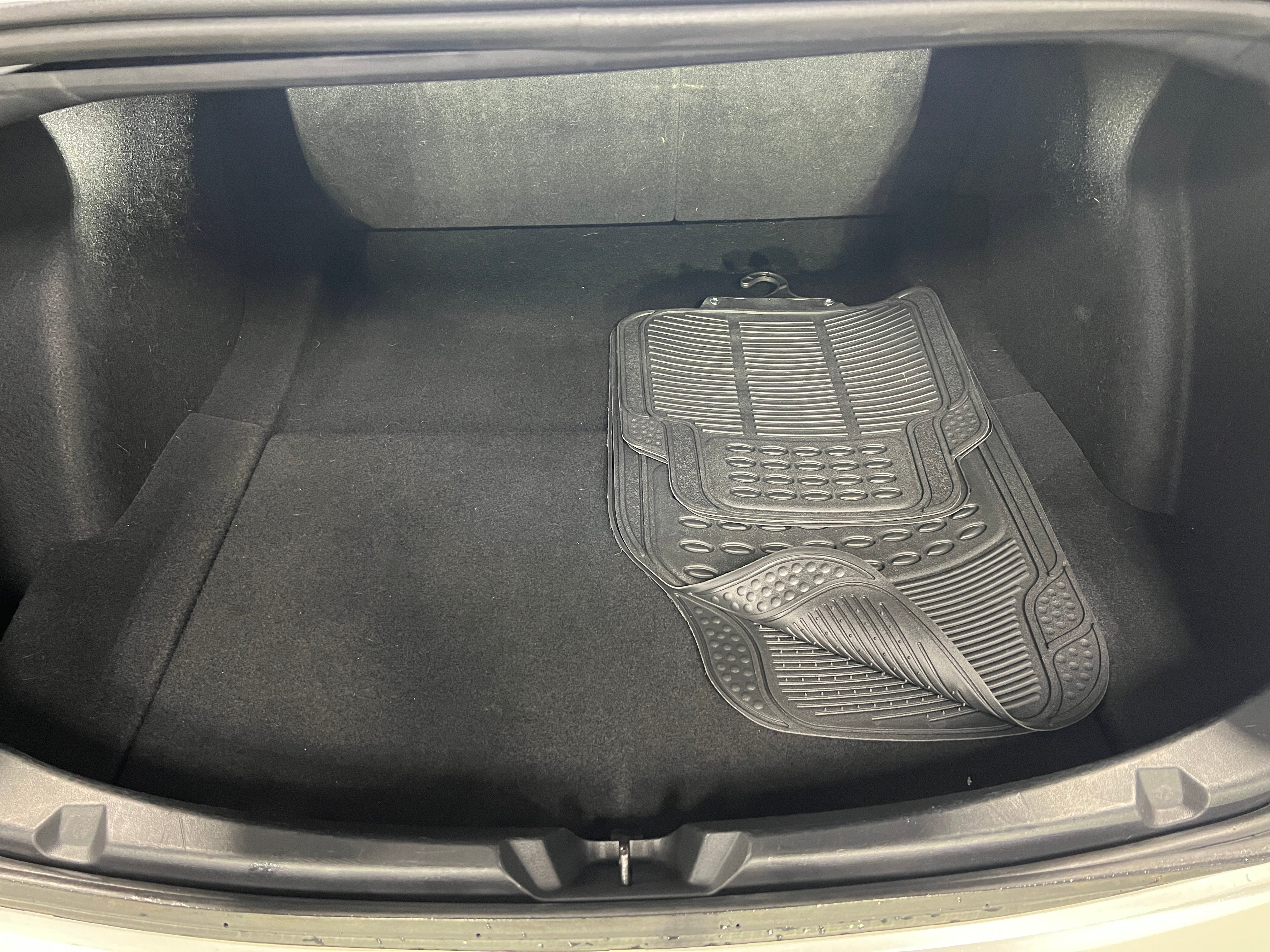2022 Tesla Model 3 Standard Range 6