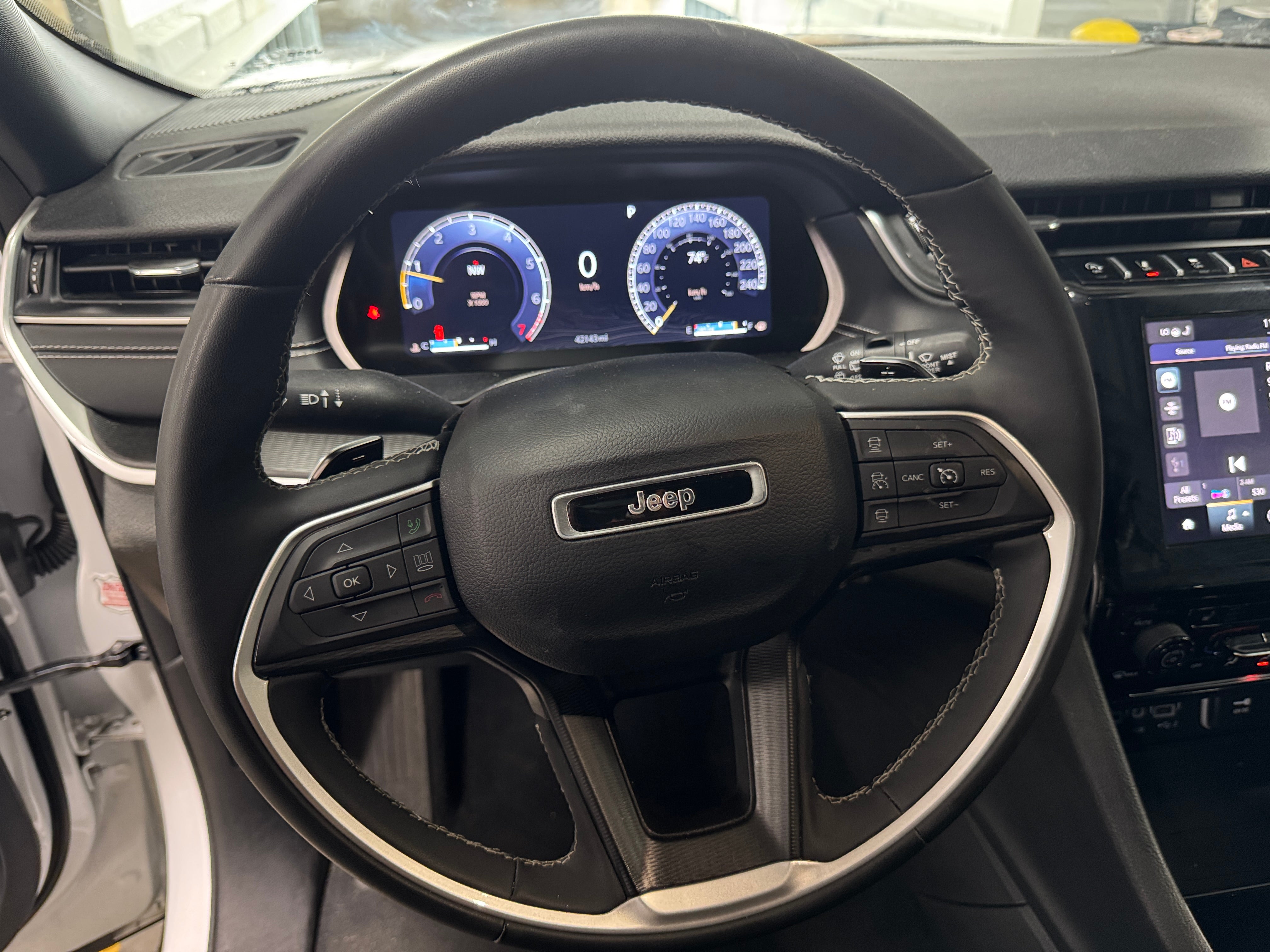 2024 Jeep Grand Cherokee L Altitude 4