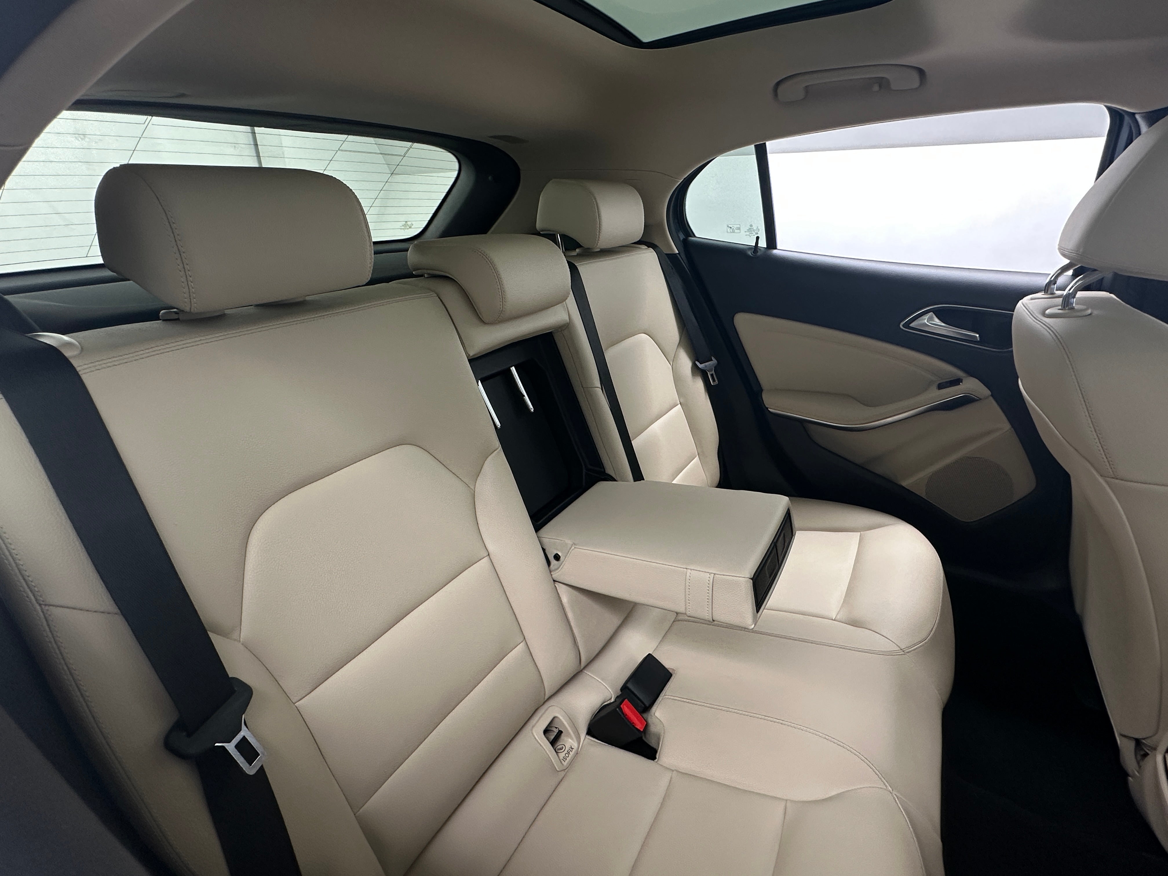 2019 Mercedes-Benz GLA 250 4MATIC 5