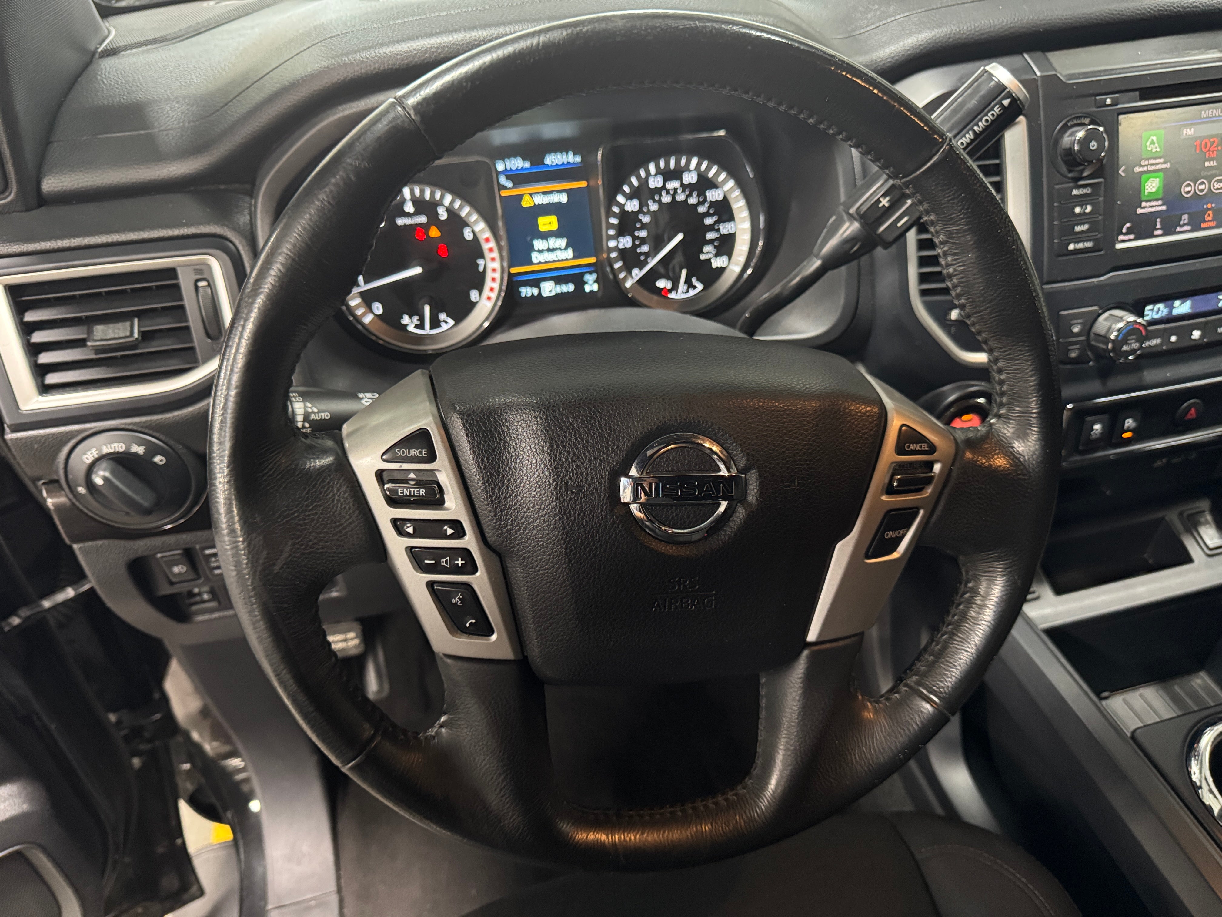 2019 Nissan Titan SV 5
