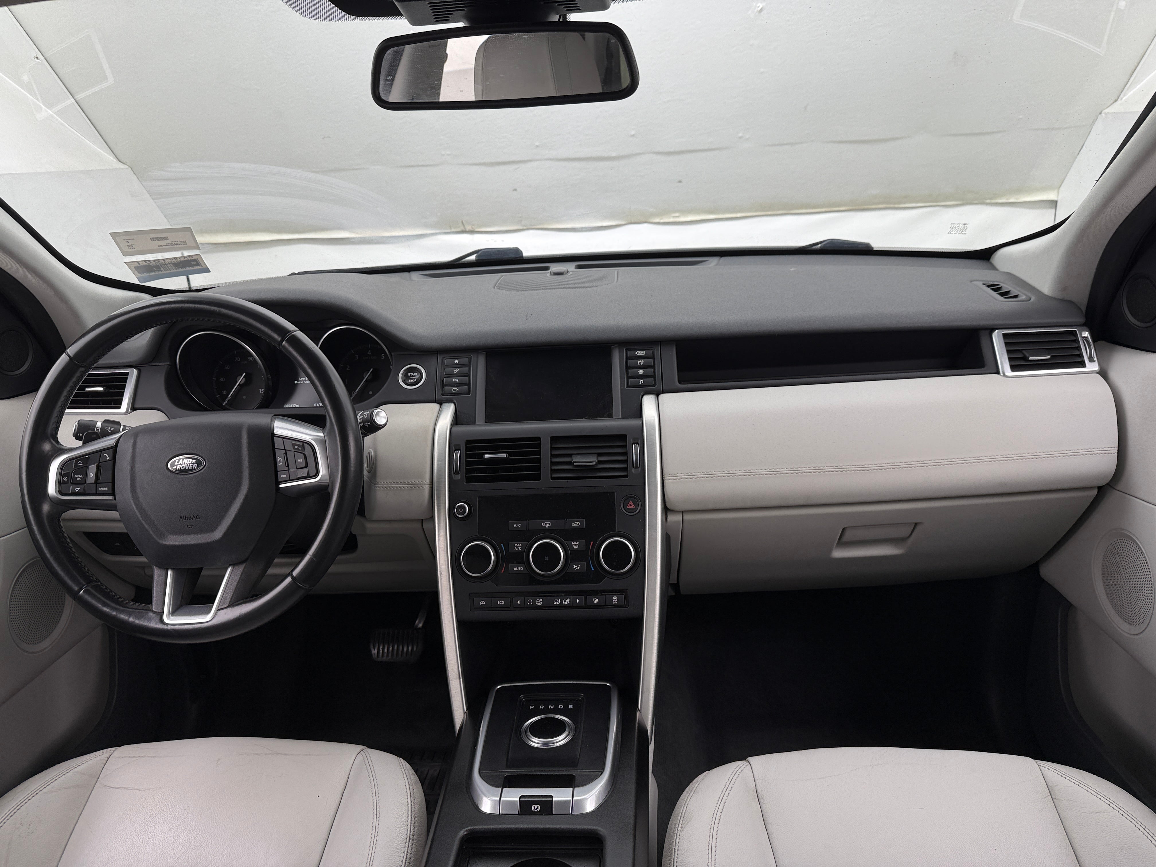 2017 Land Rover Discovery Sport SE 2