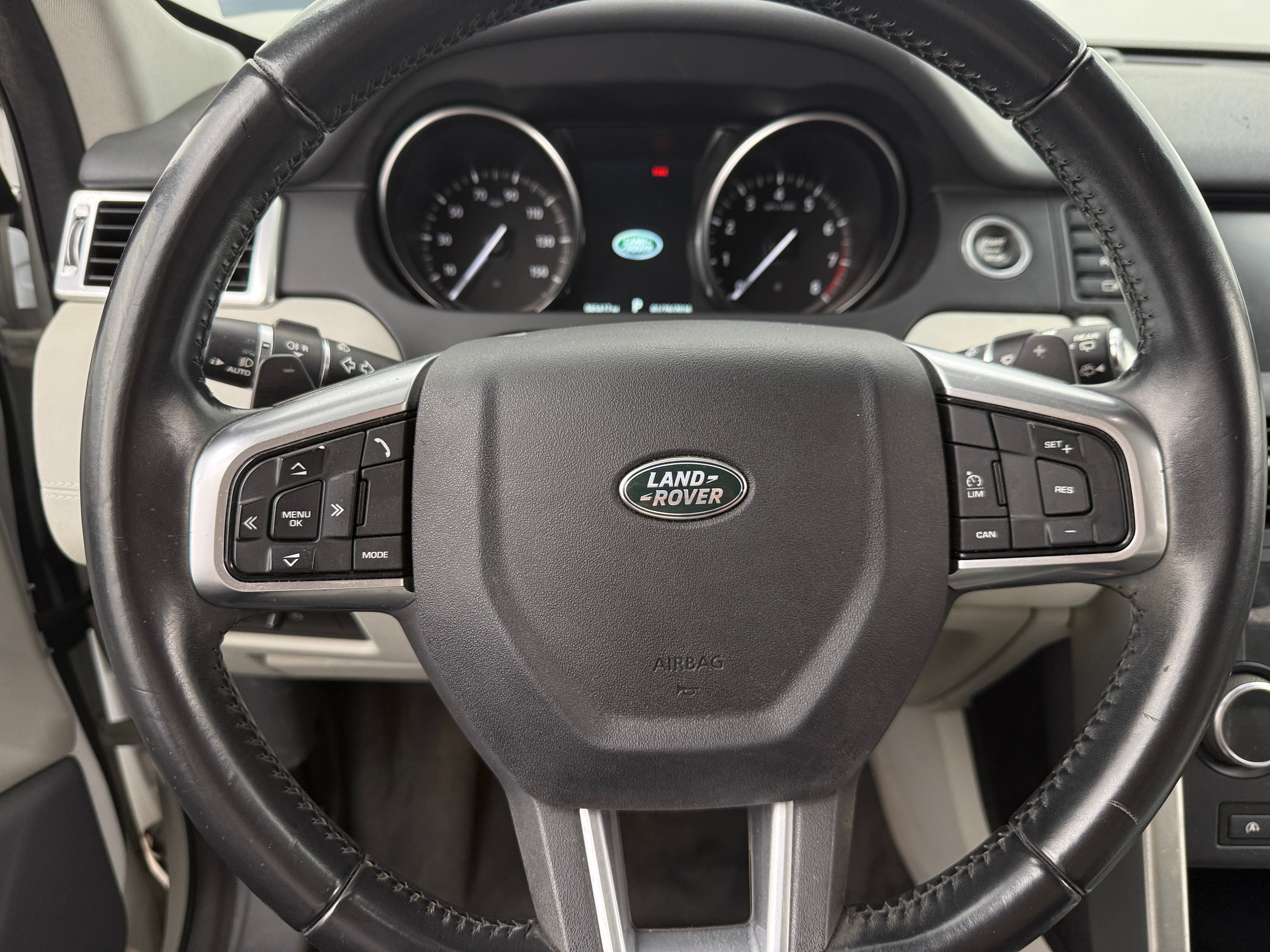 2017 Land Rover Discovery Sport SE 4