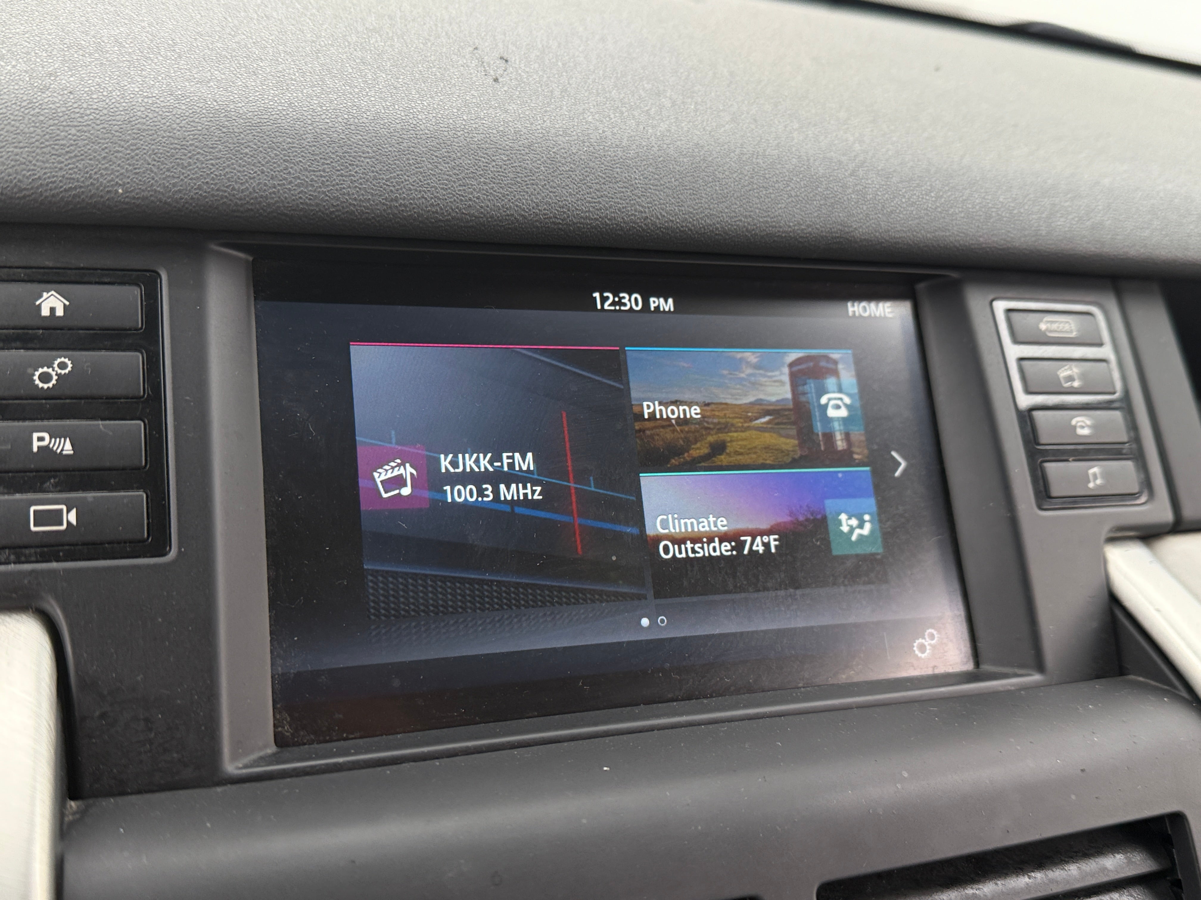 2017 Land Rover Discovery Sport SE 3