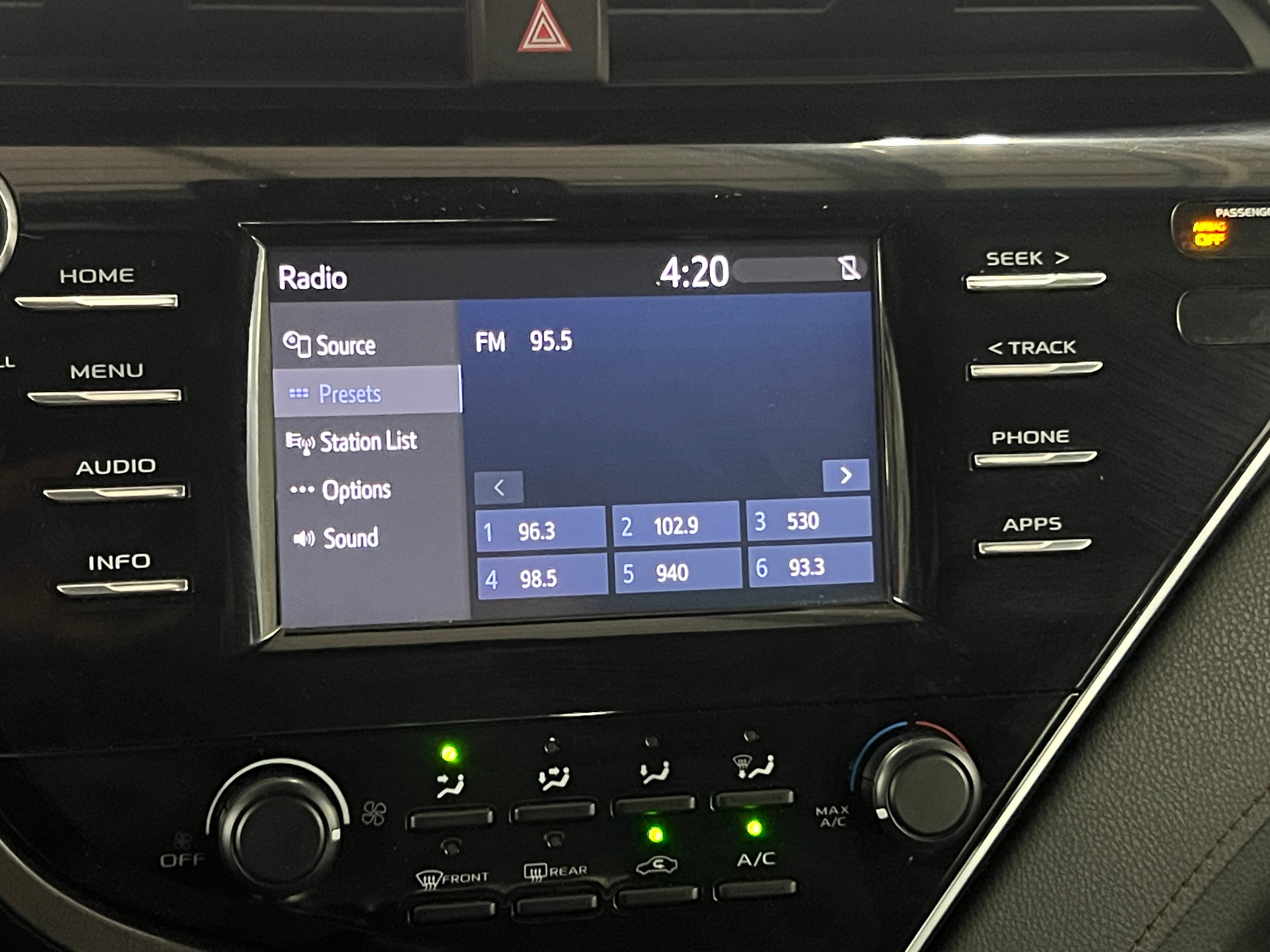 2018 Toyota Camry LE 4