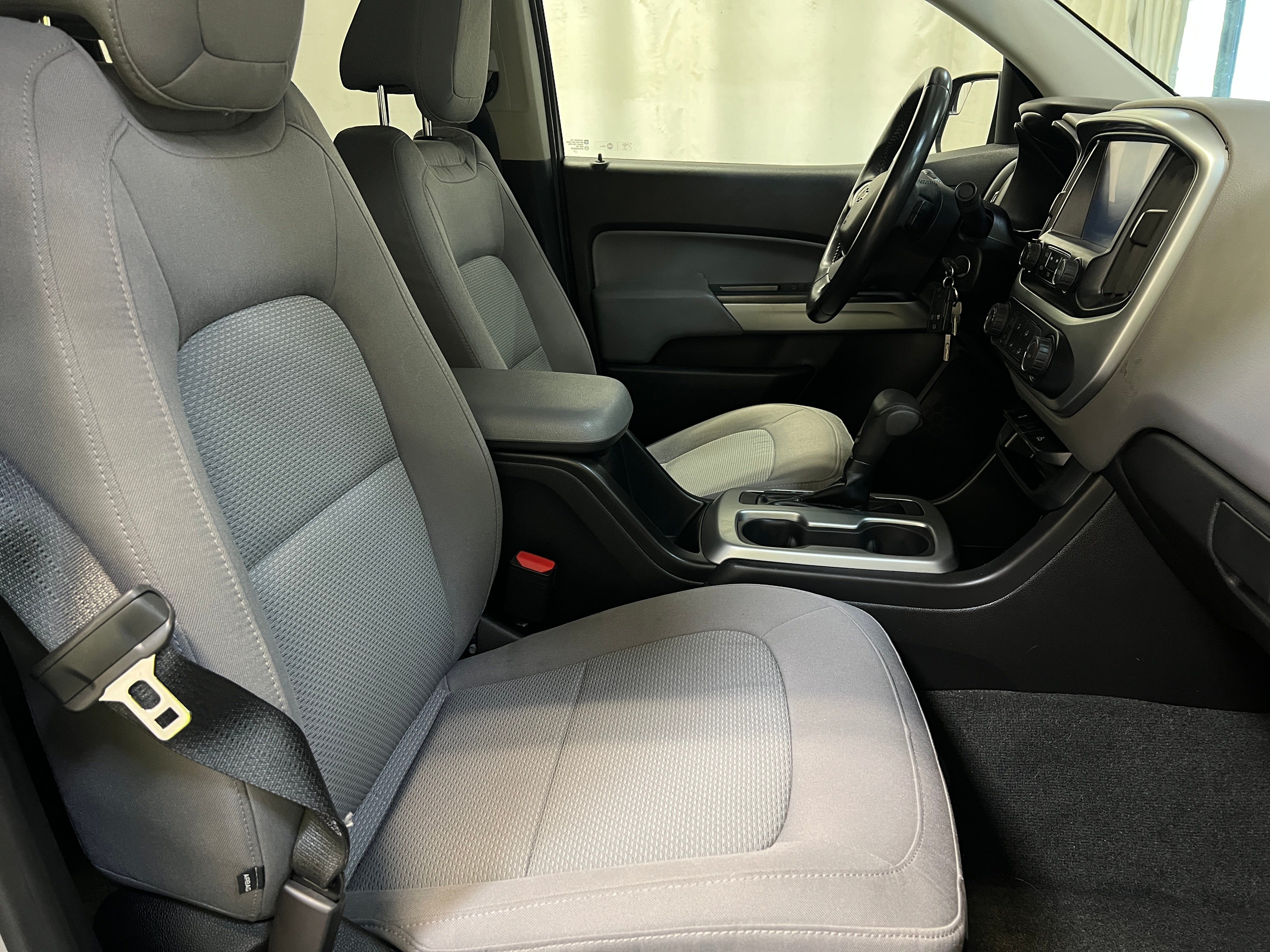 2016 Chevrolet Colorado LT 2