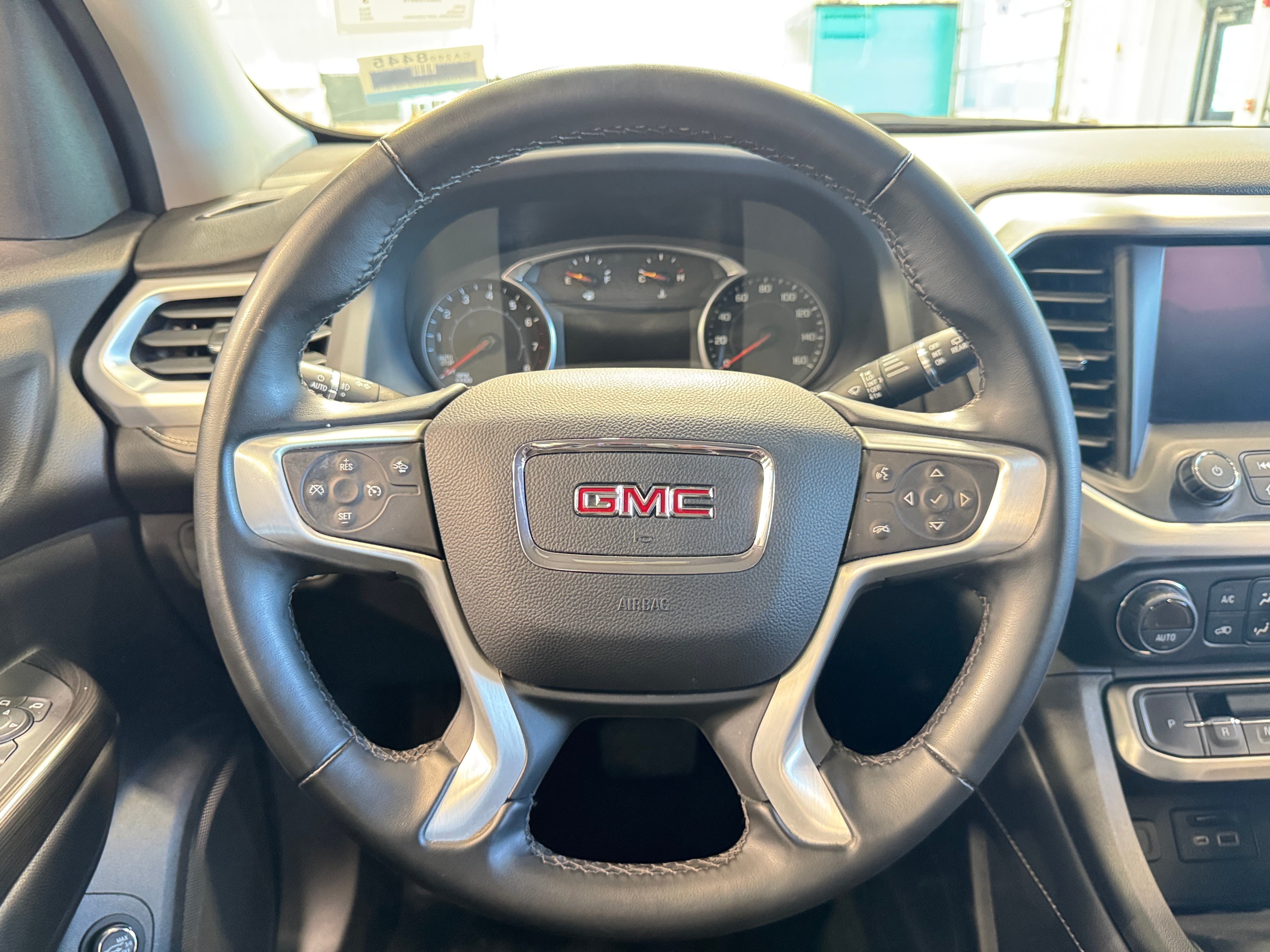 2023 GMC Acadia SLT 4
