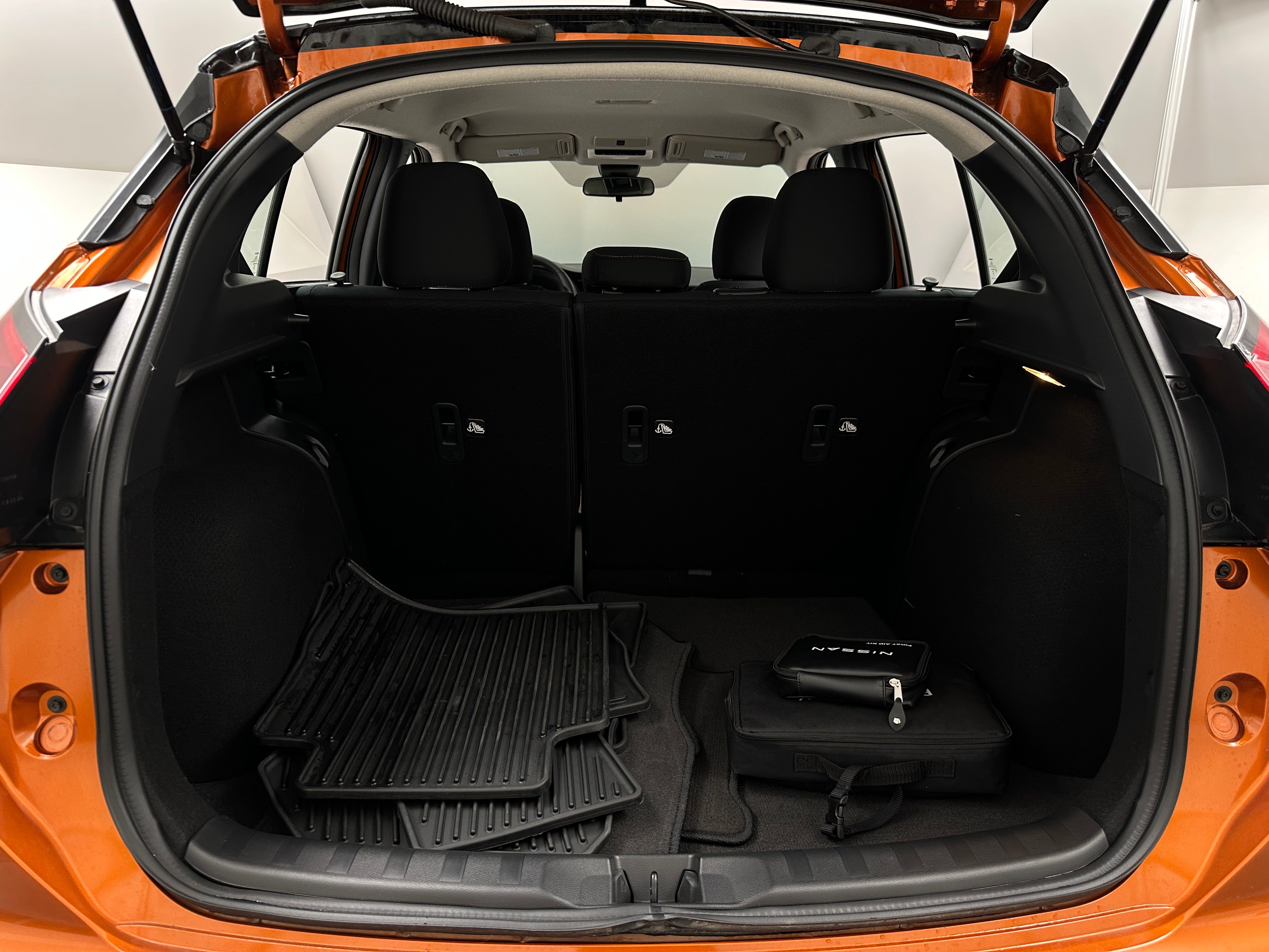 2024 Nissan Kicks SR 7