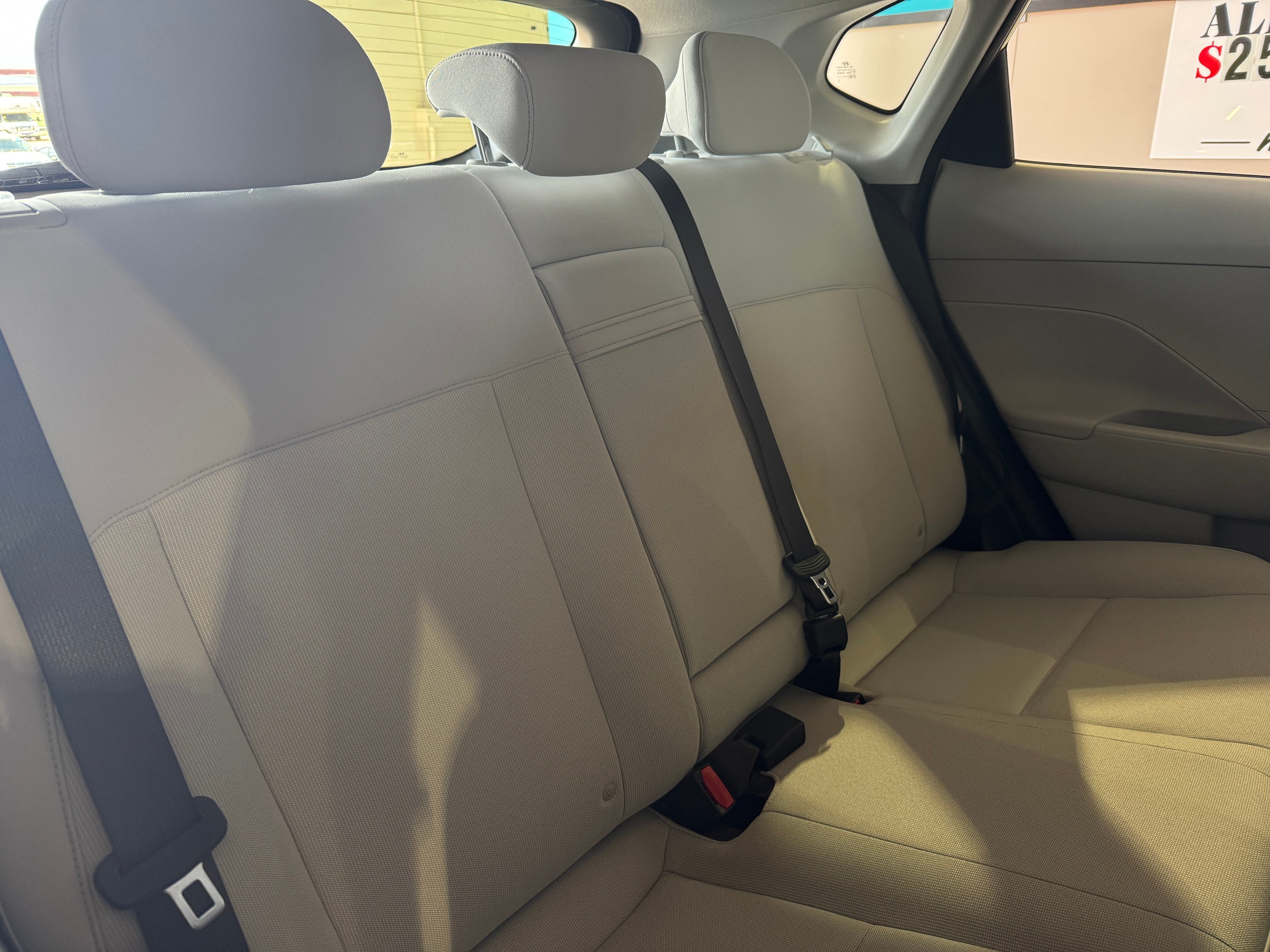 2024 Hyundai Kona SE 6