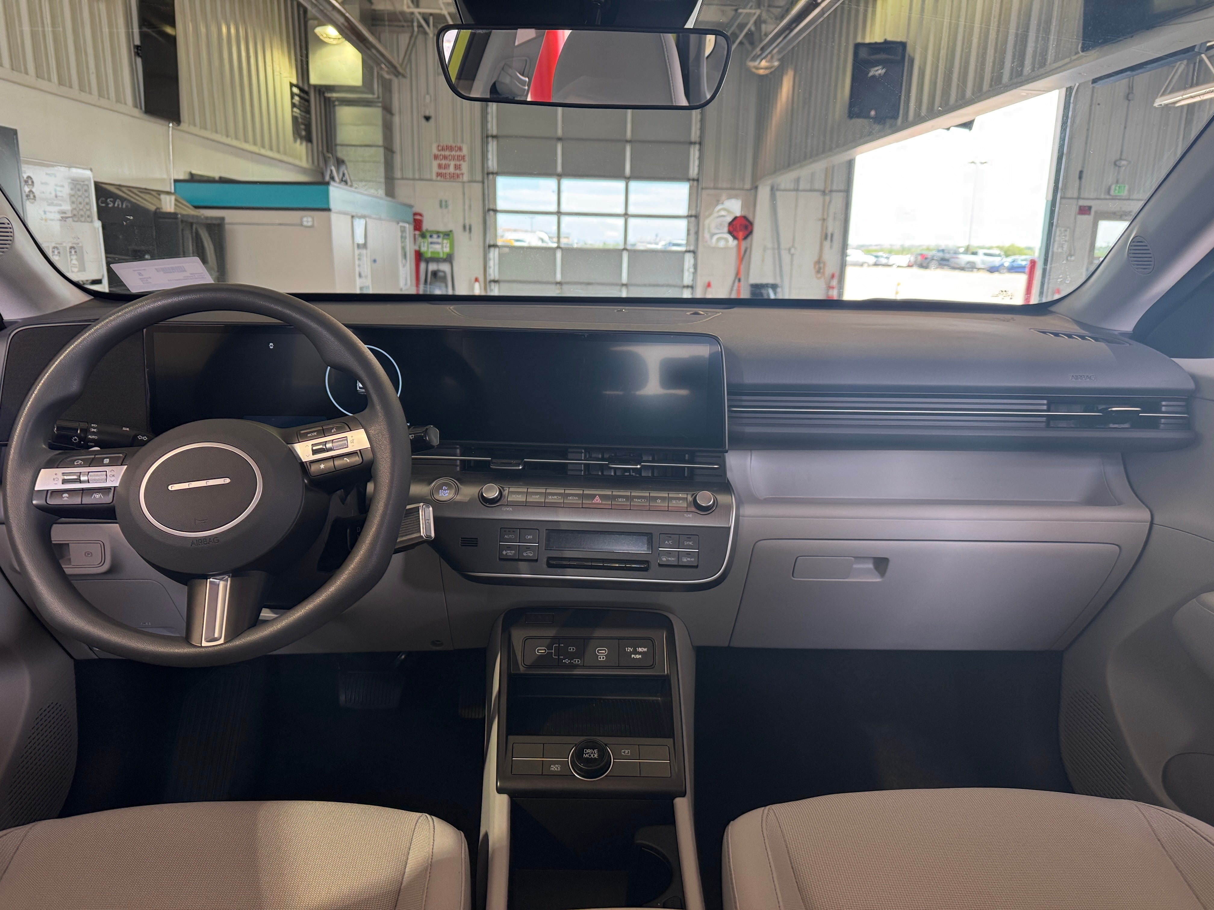 2024 Hyundai Kona SE 3